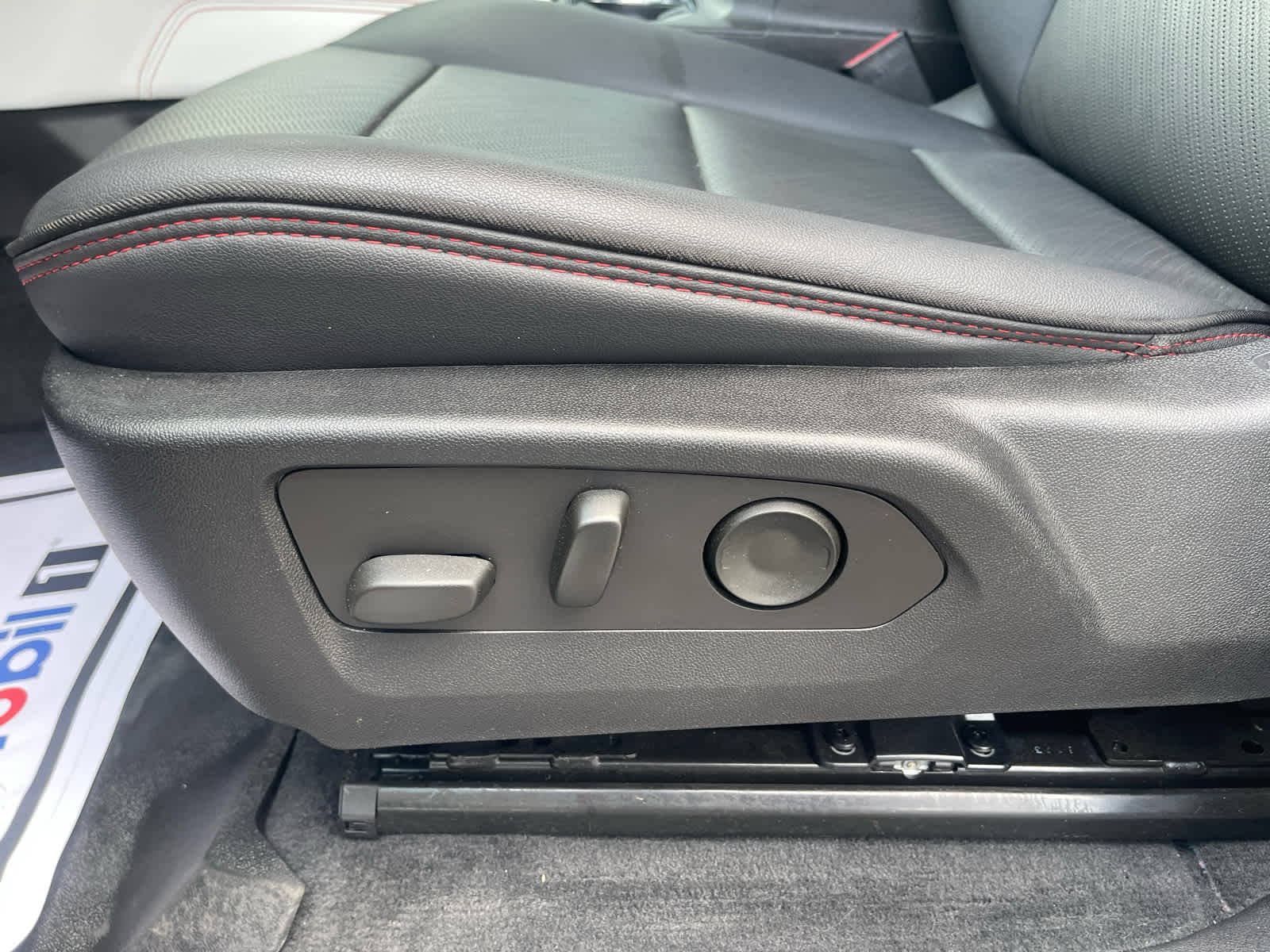 2023 GMC Canyon AT4X