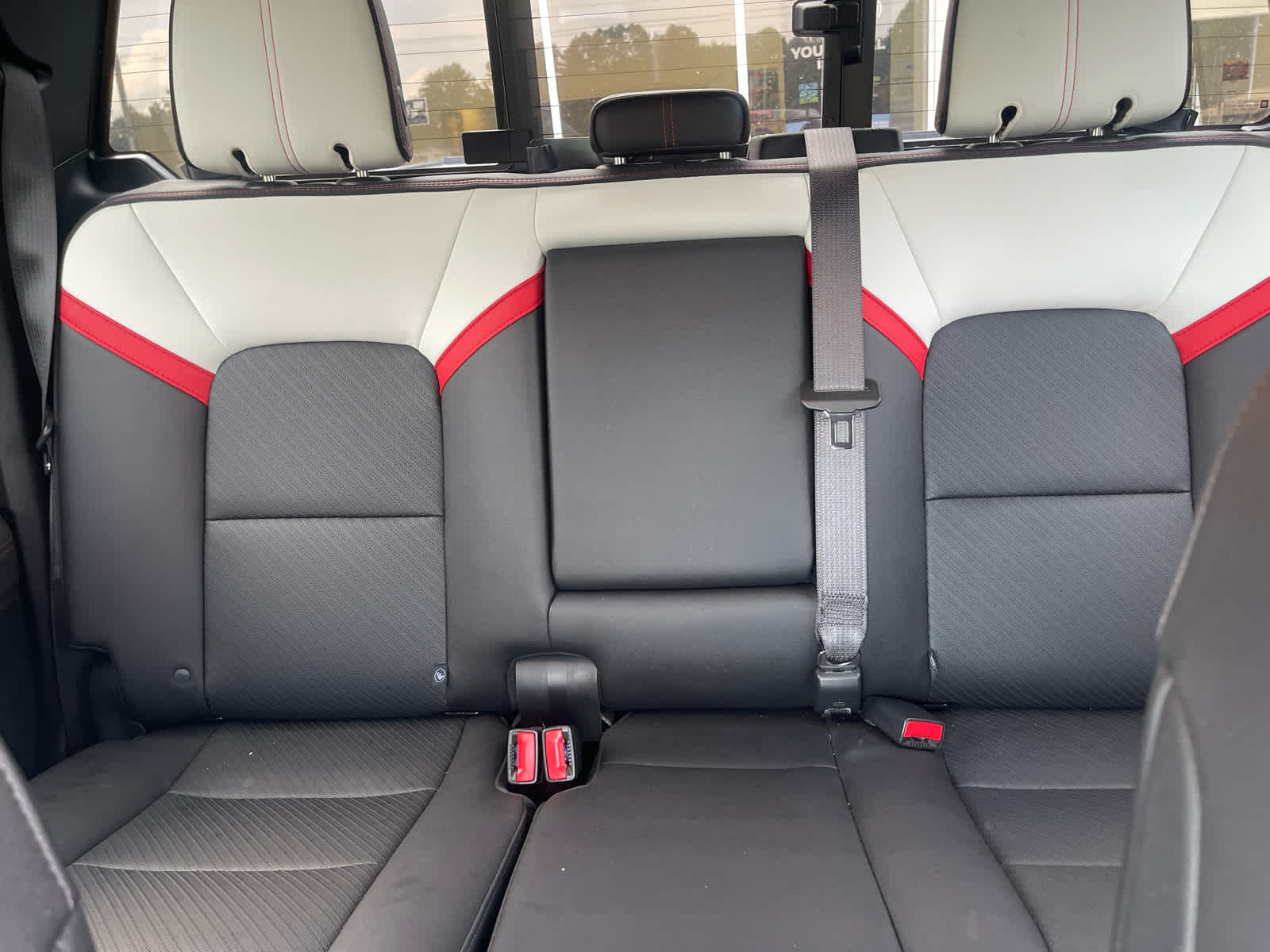 2023 GMC Canyon AT4X