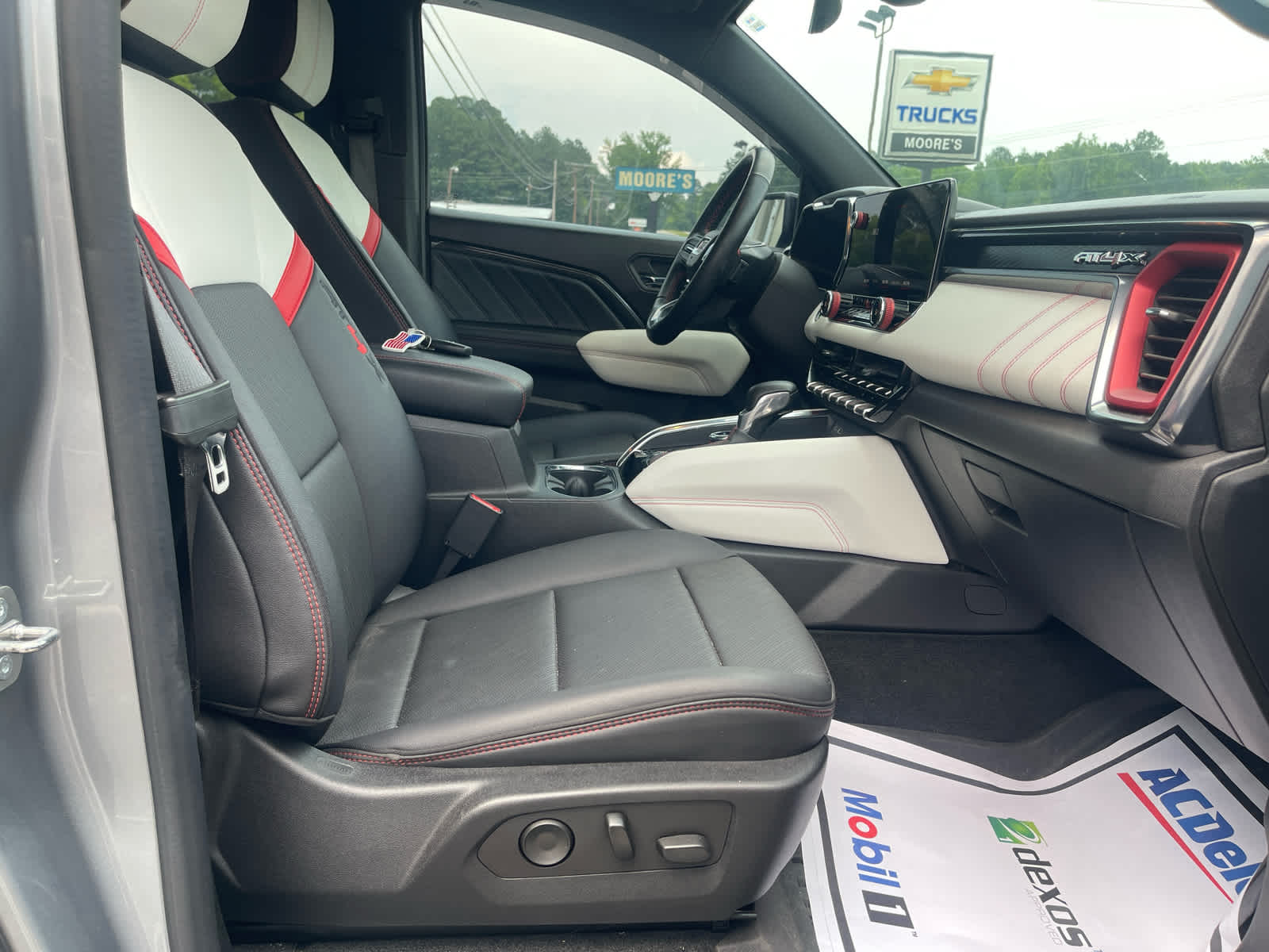 2023 GMC Canyon AT4X