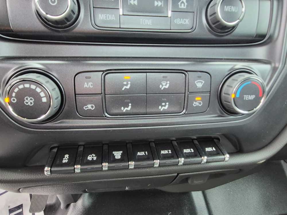 2023 Chevrolet Silverado MD WT