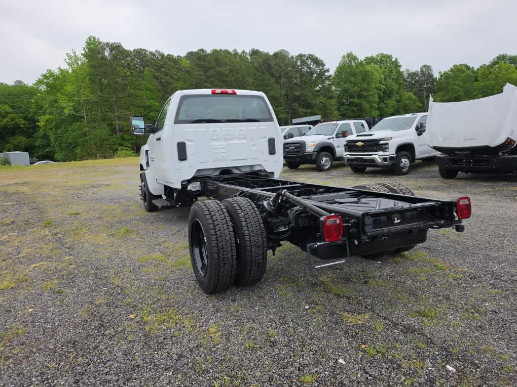 2023 Chevrolet Silverado MD WT