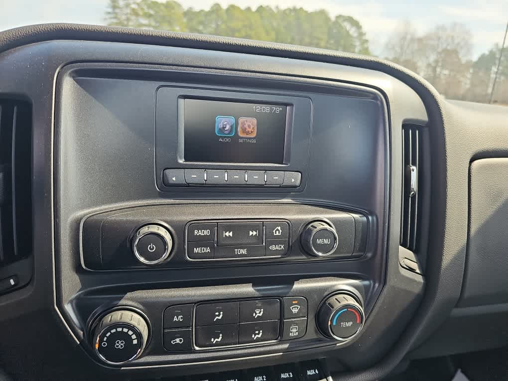 2023 Chevrolet Silverado MD WT