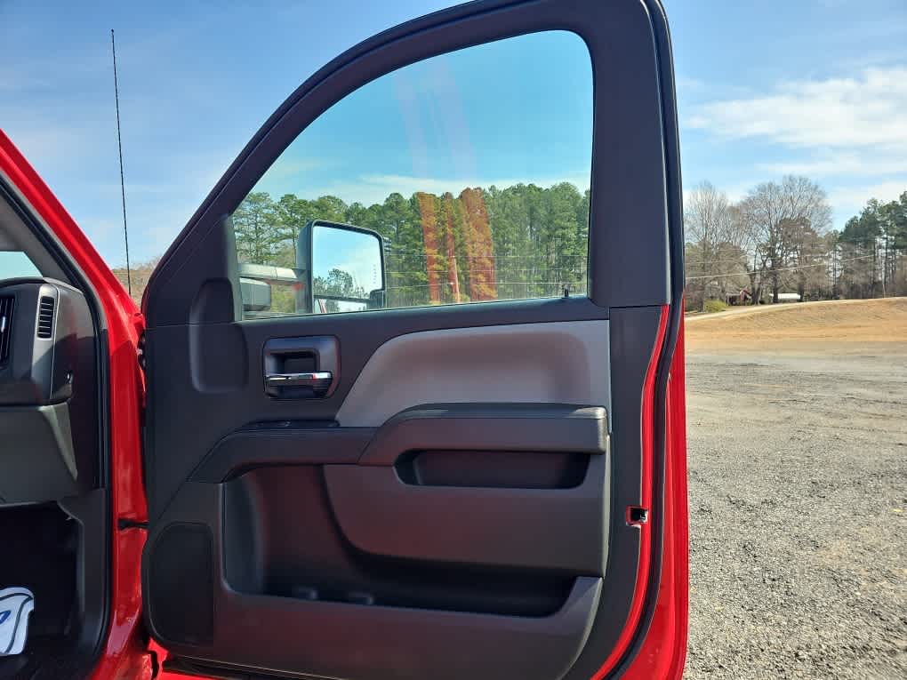 2023 Chevrolet Silverado MD WT