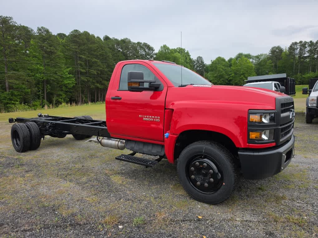 2023 Chevrolet Silverado MD WT