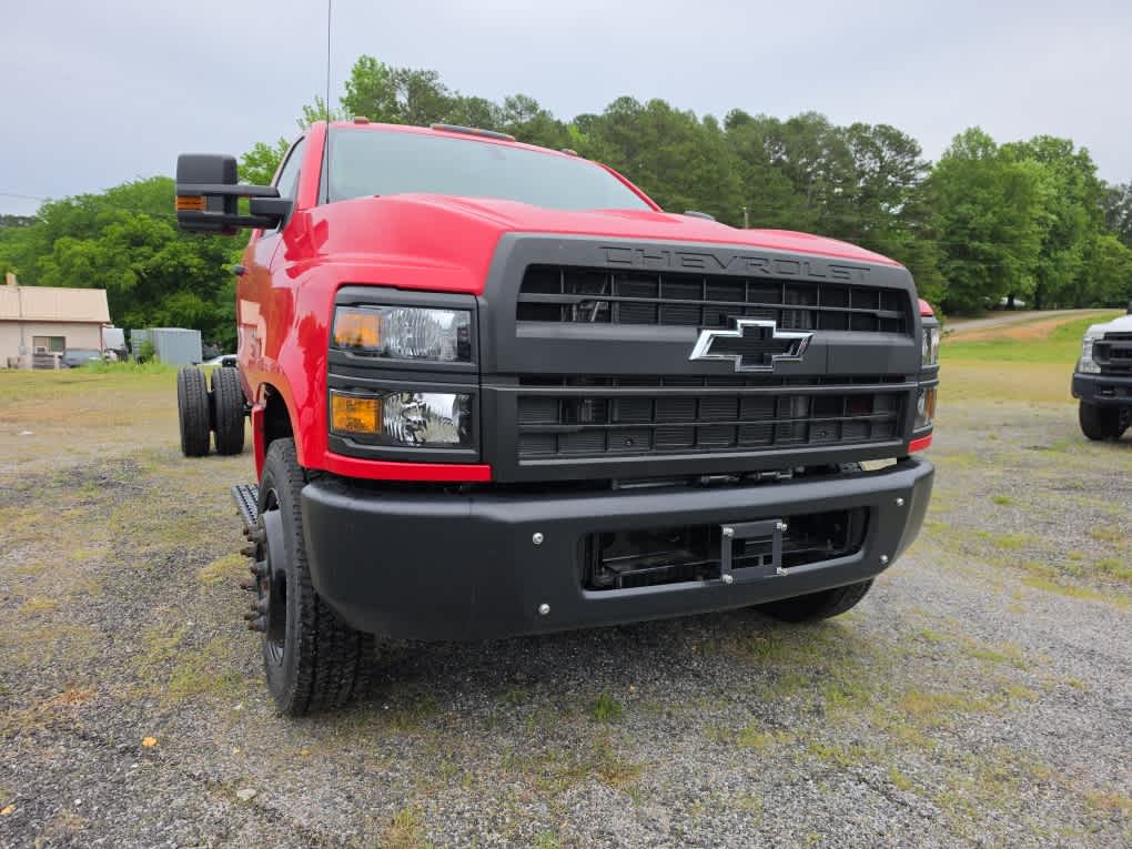 2023 Chevrolet Silverado MD WT