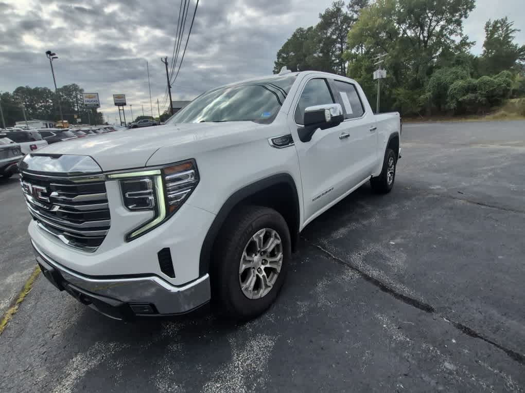 2024 GMC Sierra 1500 SLT