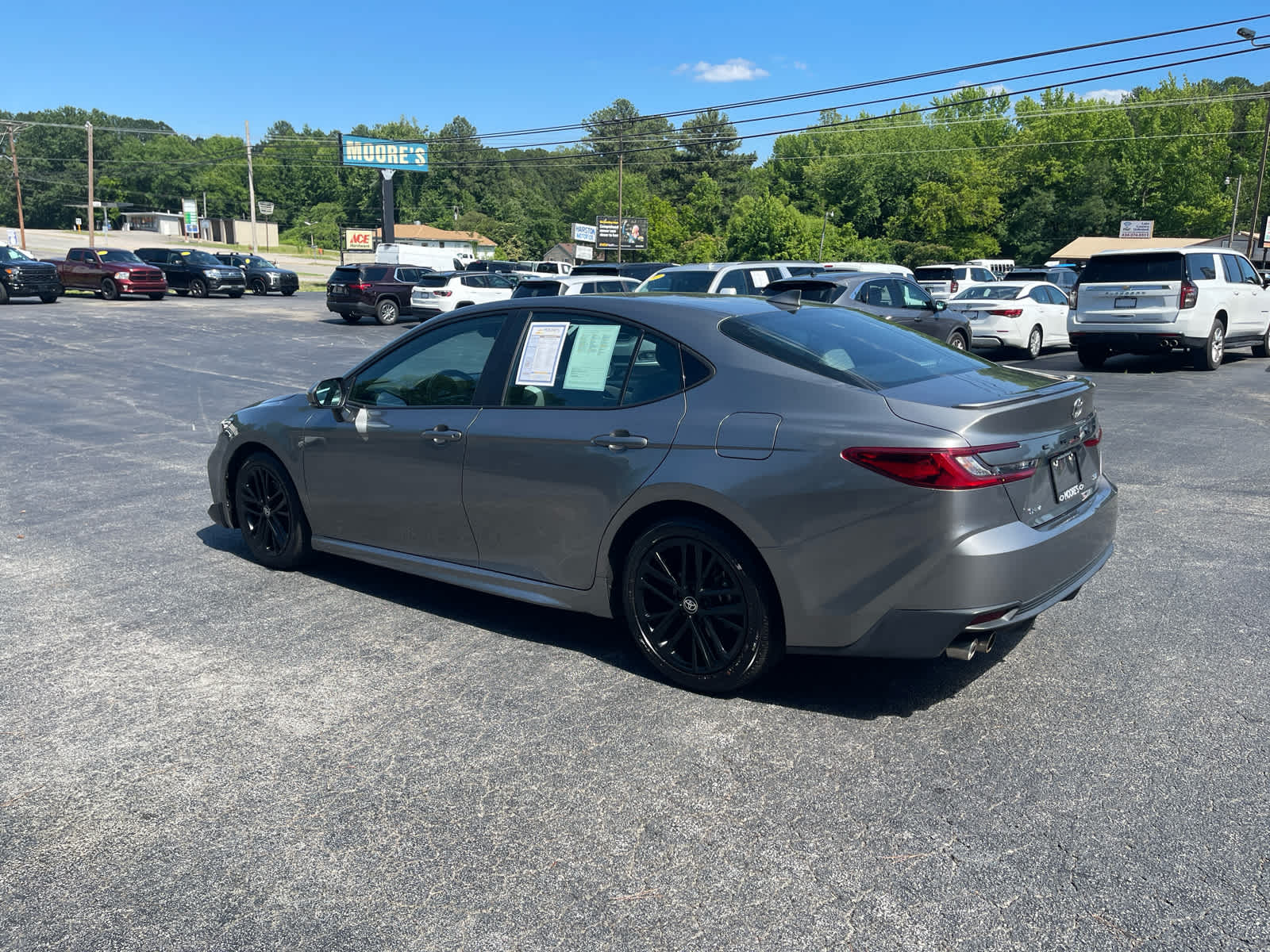 2025 Toyota Camry SE