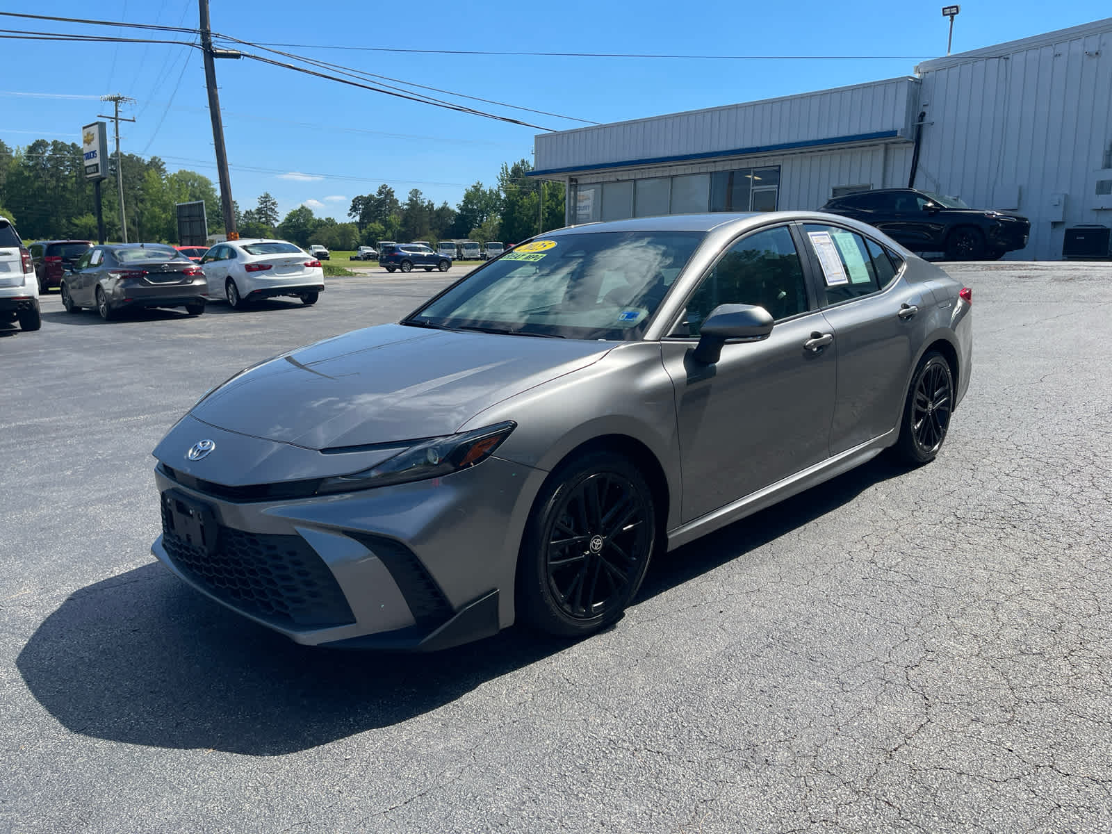 2025 Toyota Camry SE