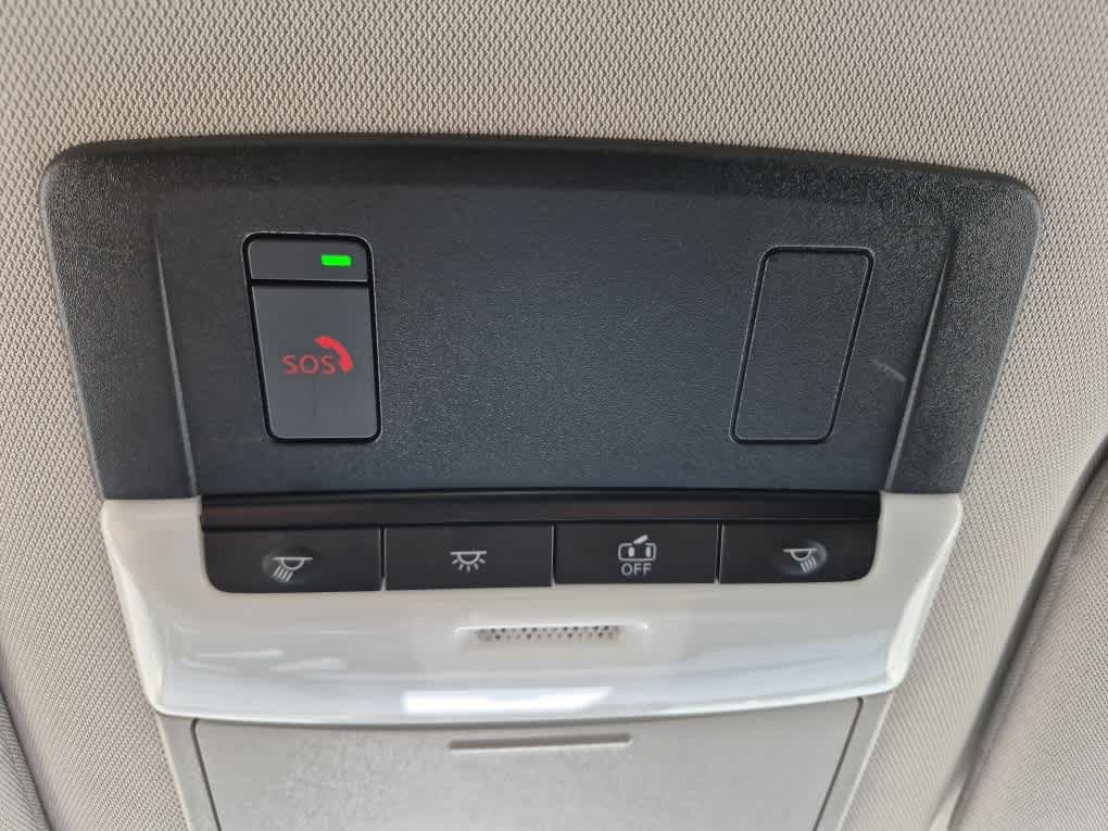 2023 Nissan Pathfinder SV