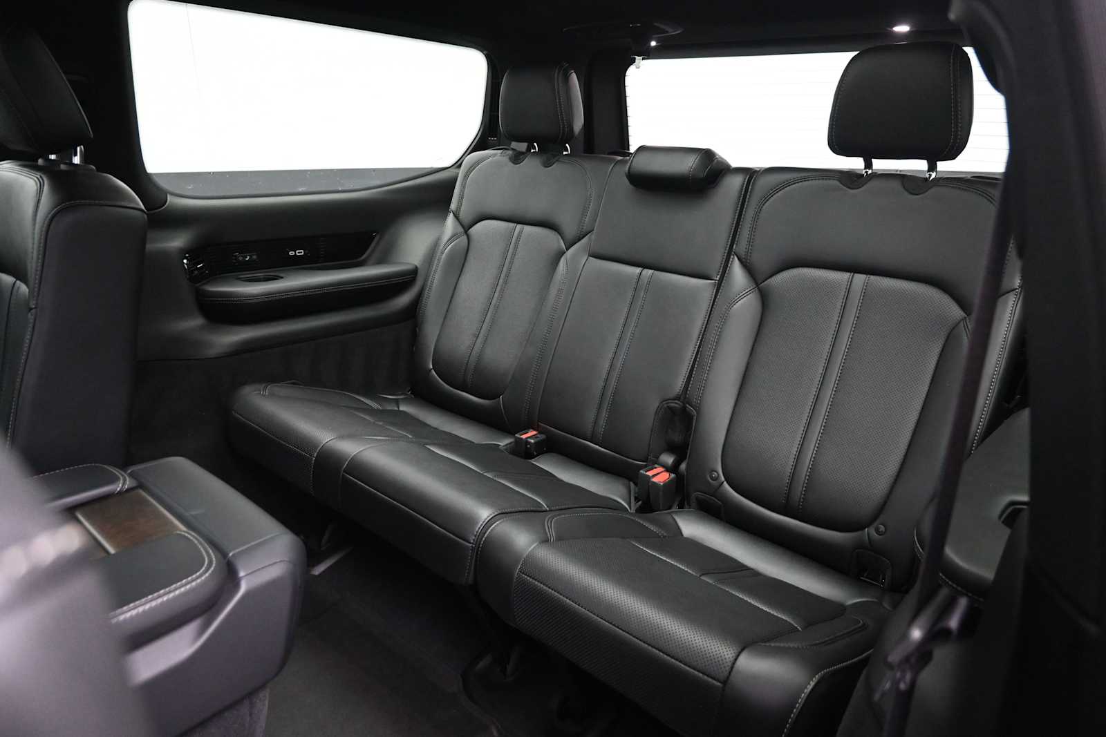2023 Jeep Grand Wagoneer 4x4