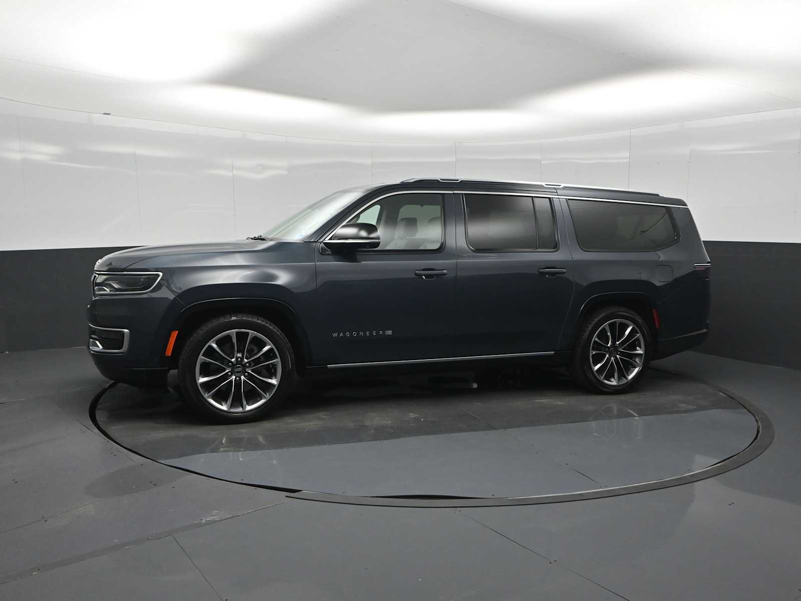 2023 Jeep Grand Wagoneer 4x4