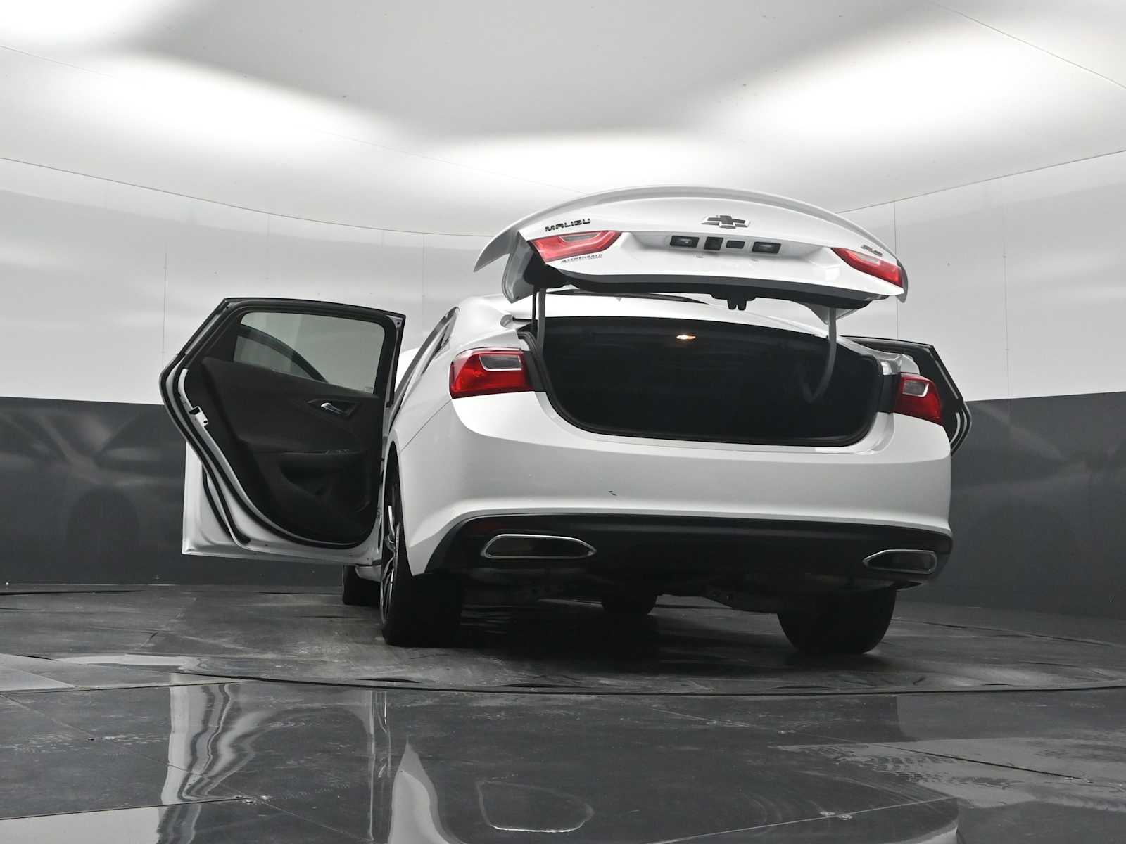 2021 Chevrolet Malibu RS