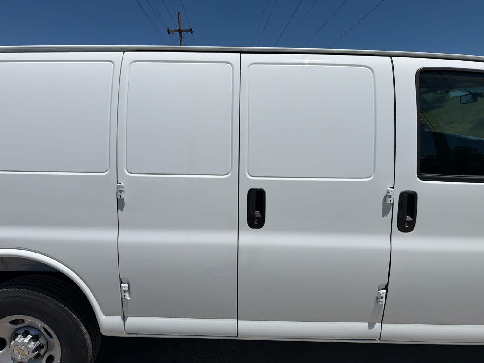 2026 Chevrolet Express Cargo 2500