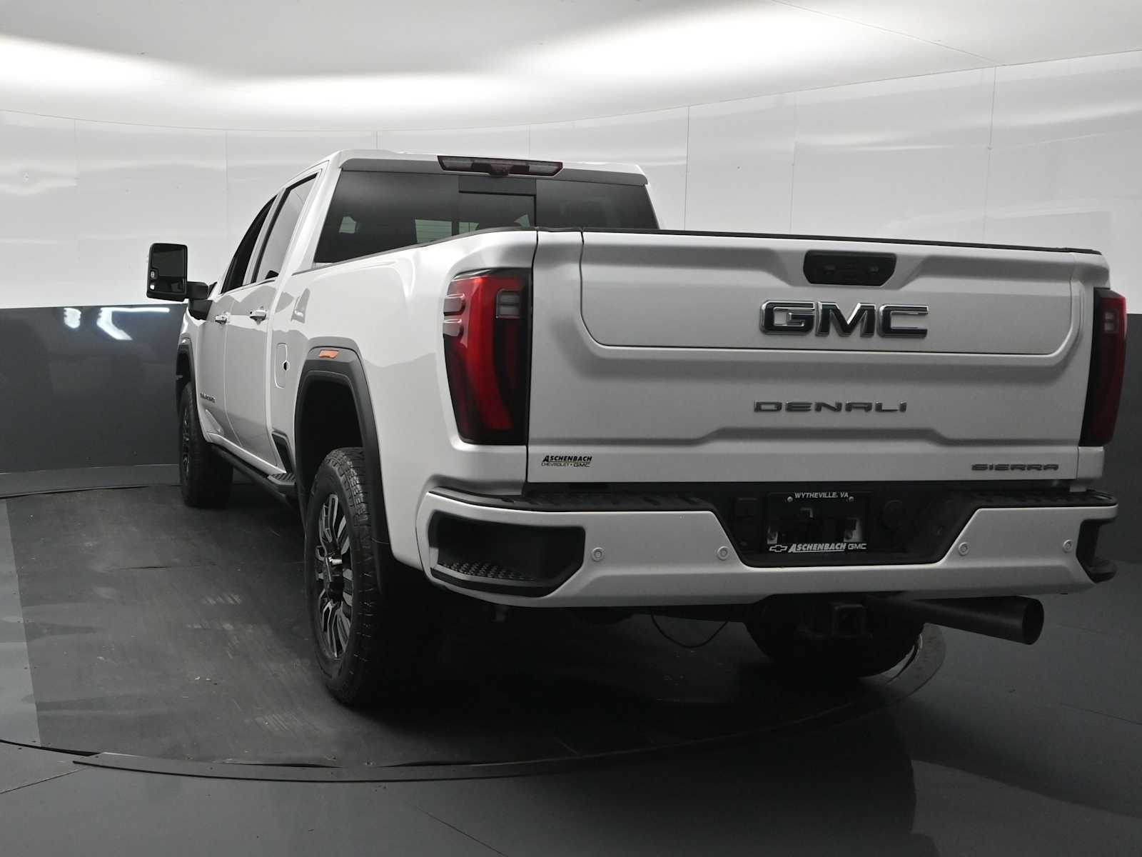 2025 GMC Sierra 2500HD Denali Ultimate
