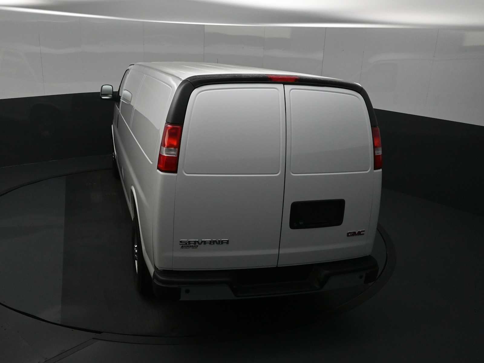 2026 GMC Savana Cargo 3500
