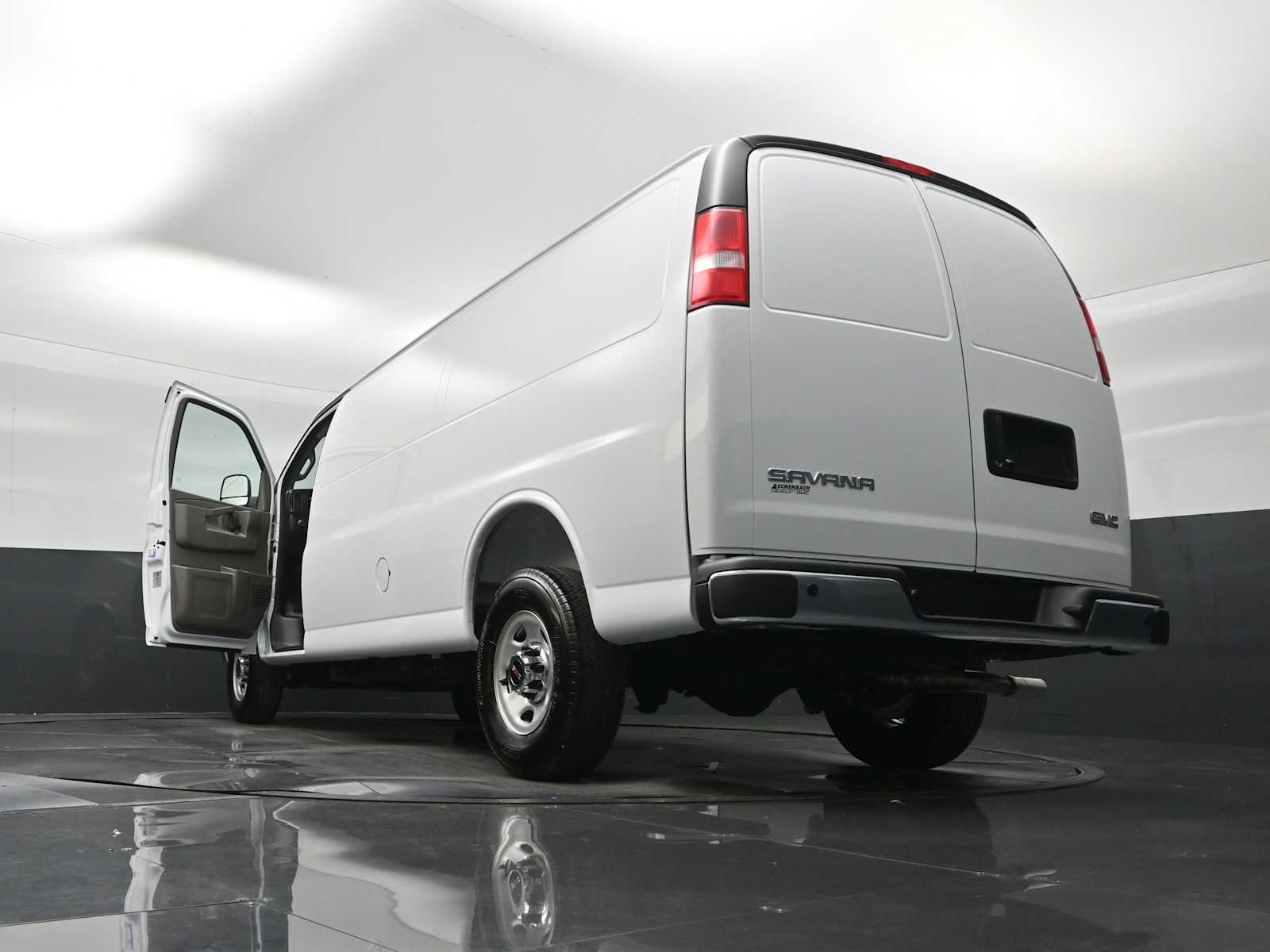 2026 GMC Savana Cargo 3500