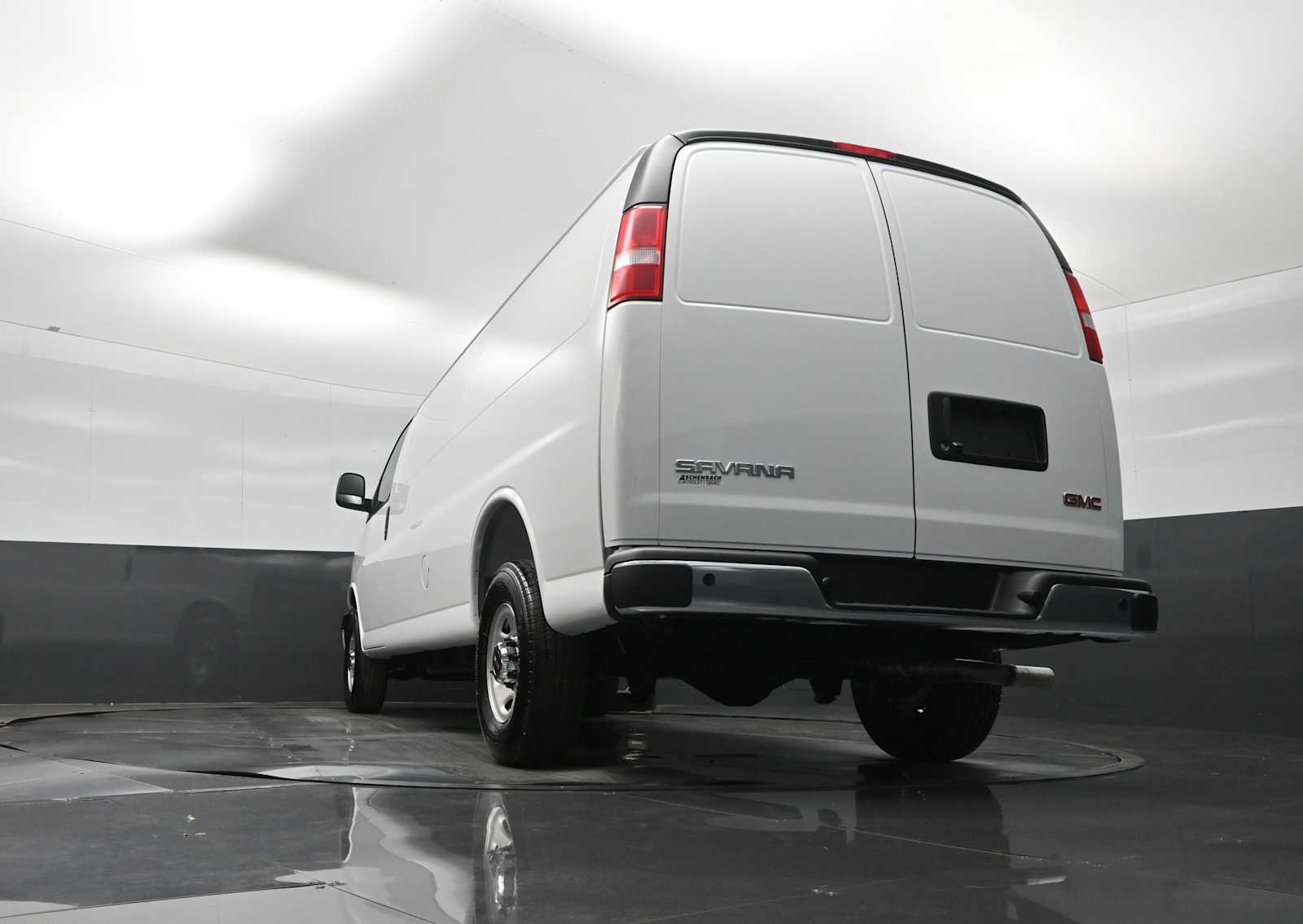 2026 GMC Savana Cargo 3500