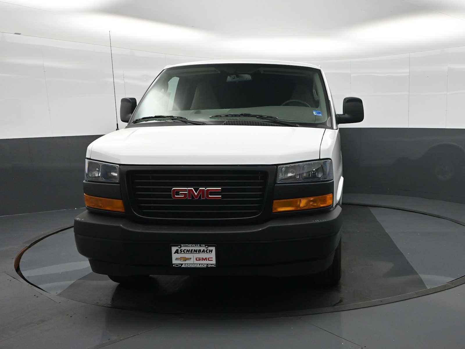 2026 GMC Savana Cargo 3500