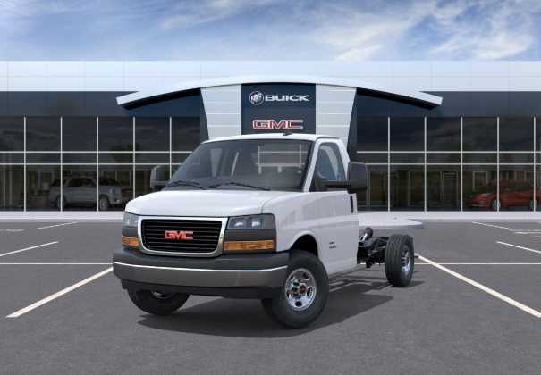 2025 GMC Savana Cutaway Work Van