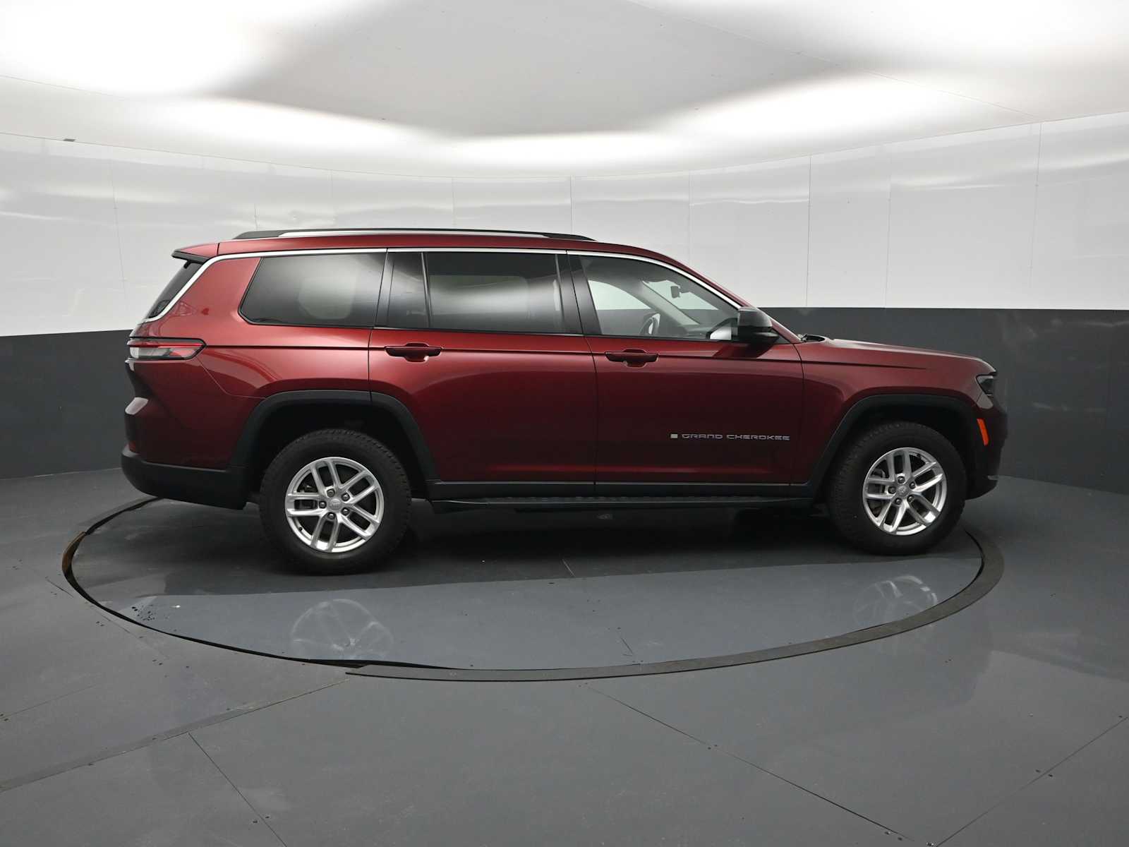 2022 Jeep Grand Cherokee L Laredo