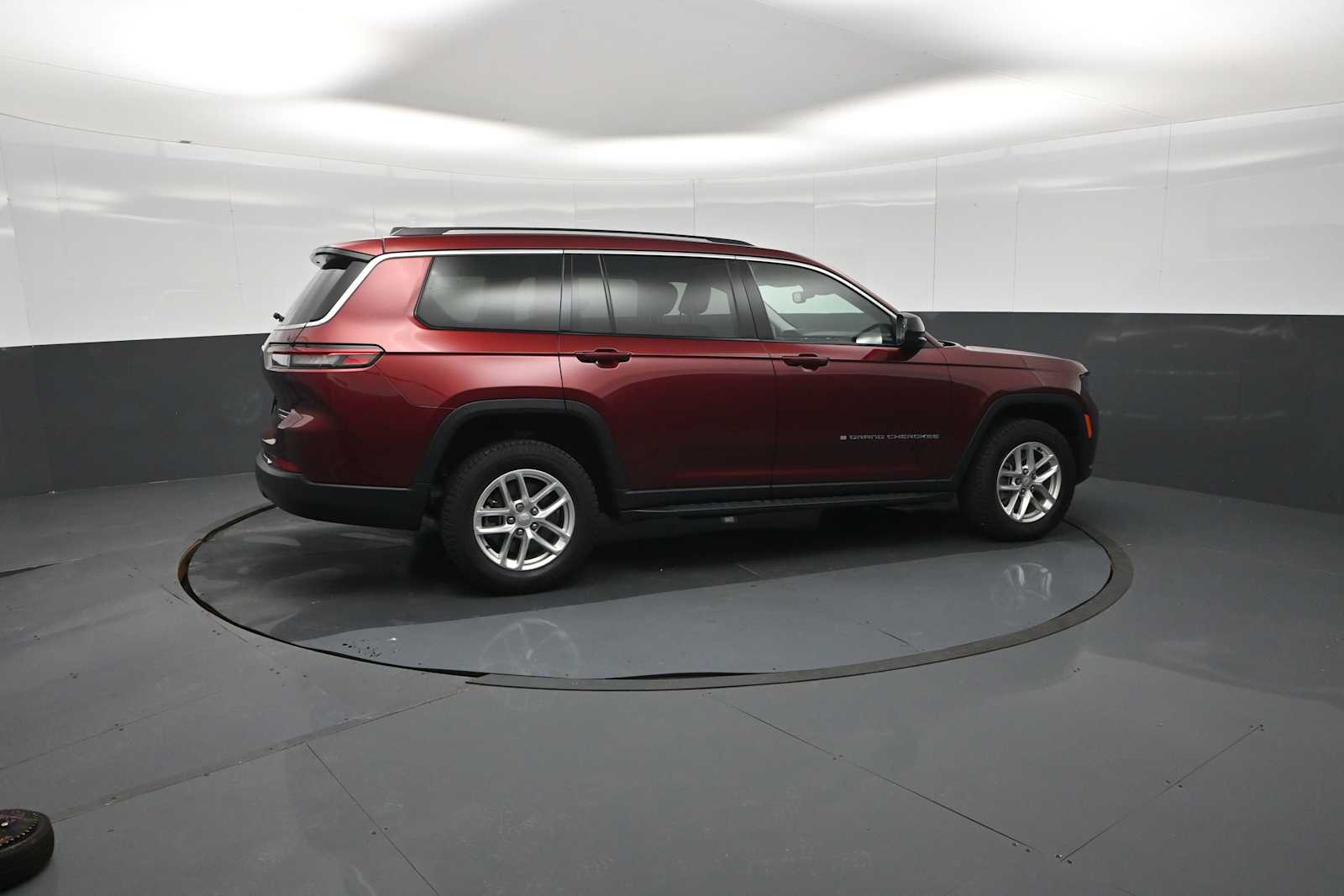 2022 Jeep Grand Cherokee L Laredo