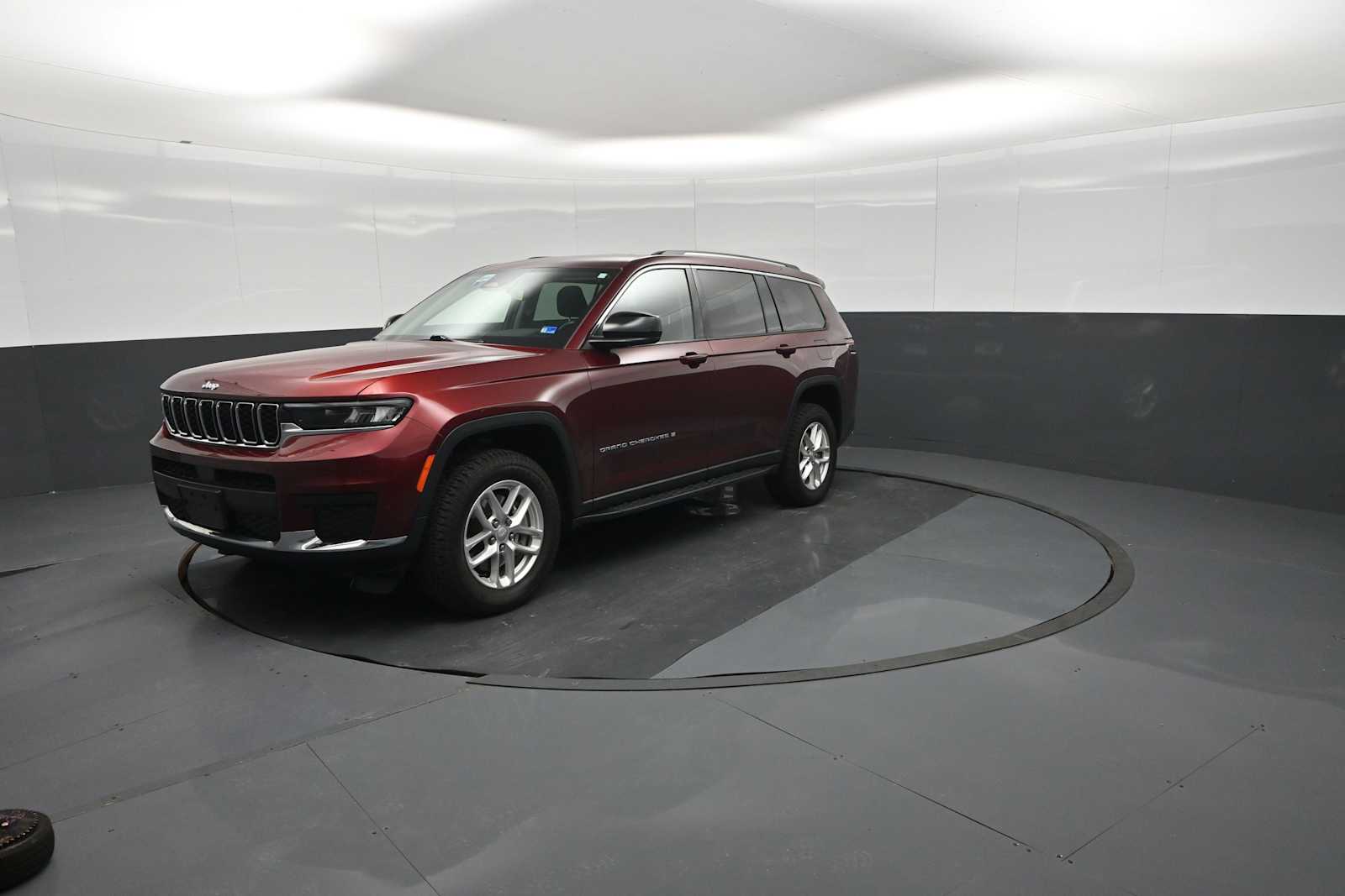 2022 Jeep Grand Cherokee L Laredo