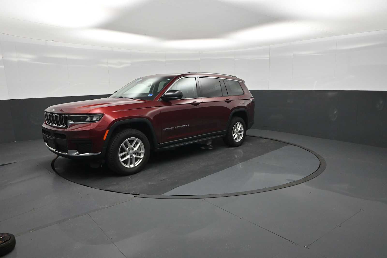 2022 Jeep Grand Cherokee L Laredo
