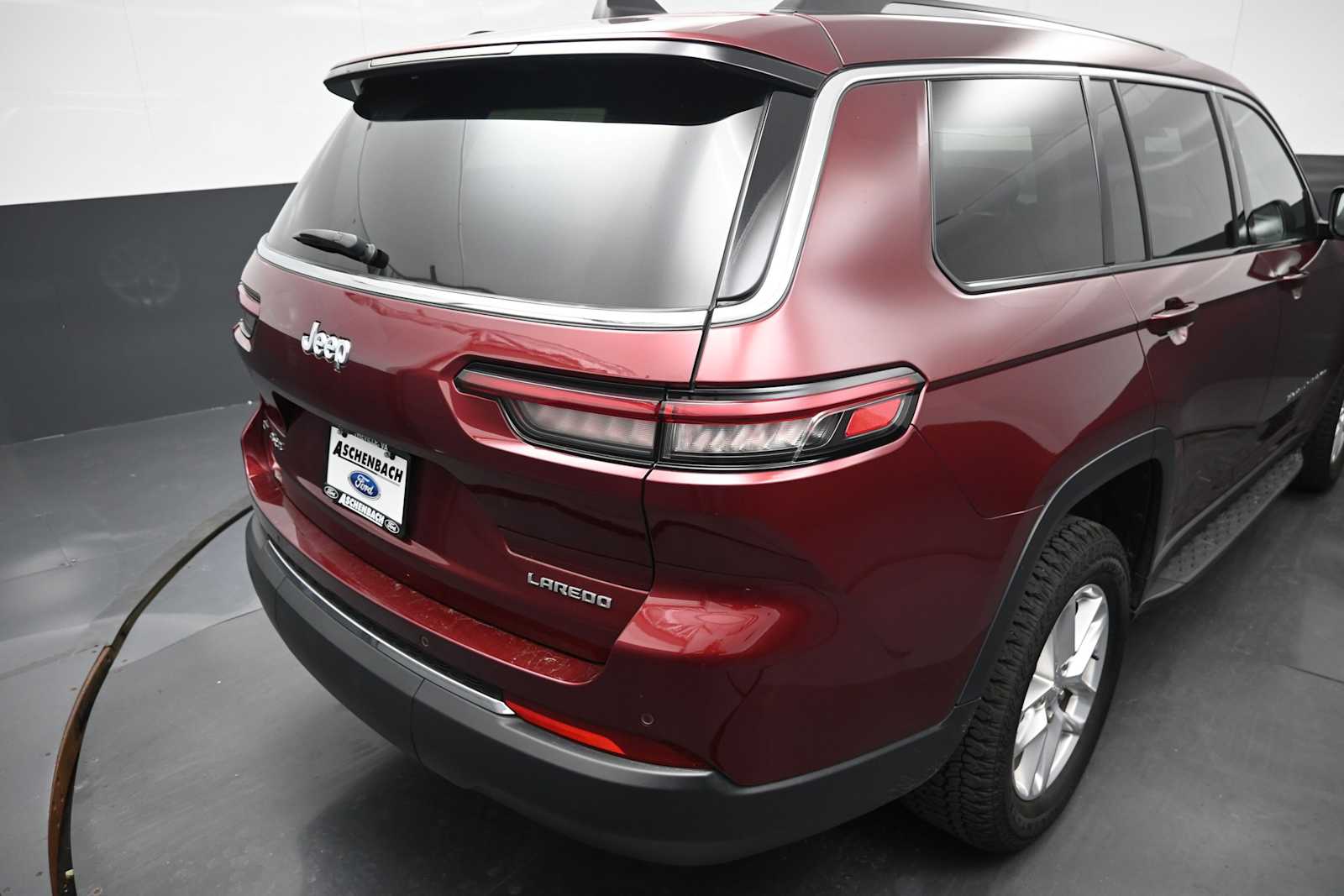 2022 Jeep Grand Cherokee L Laredo