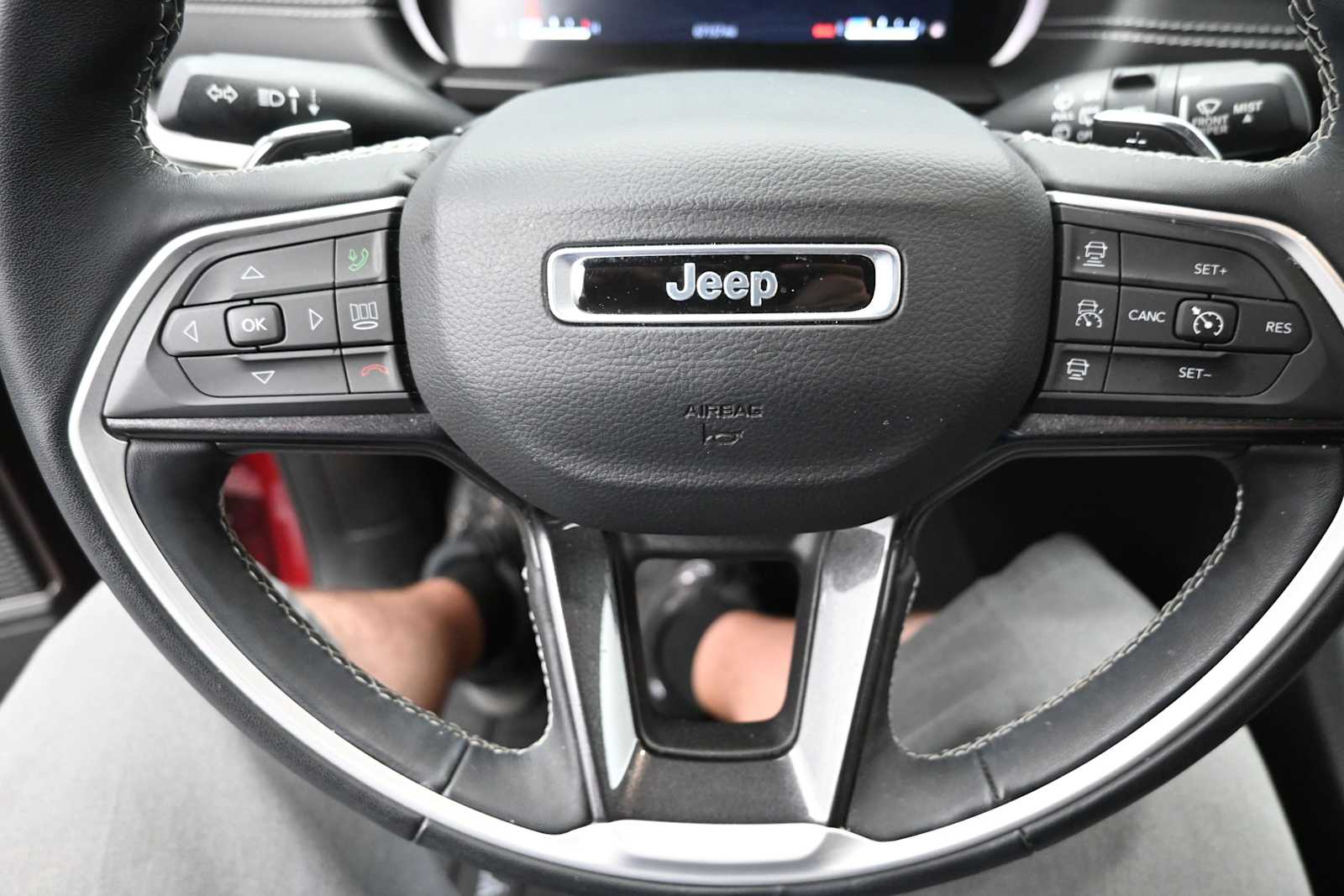 2022 Jeep Grand Cherokee L Laredo