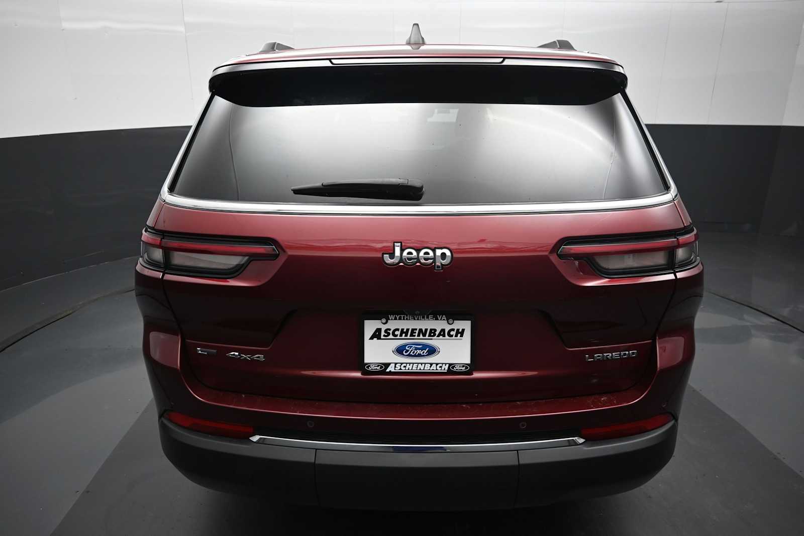 2022 Jeep Grand Cherokee L Laredo