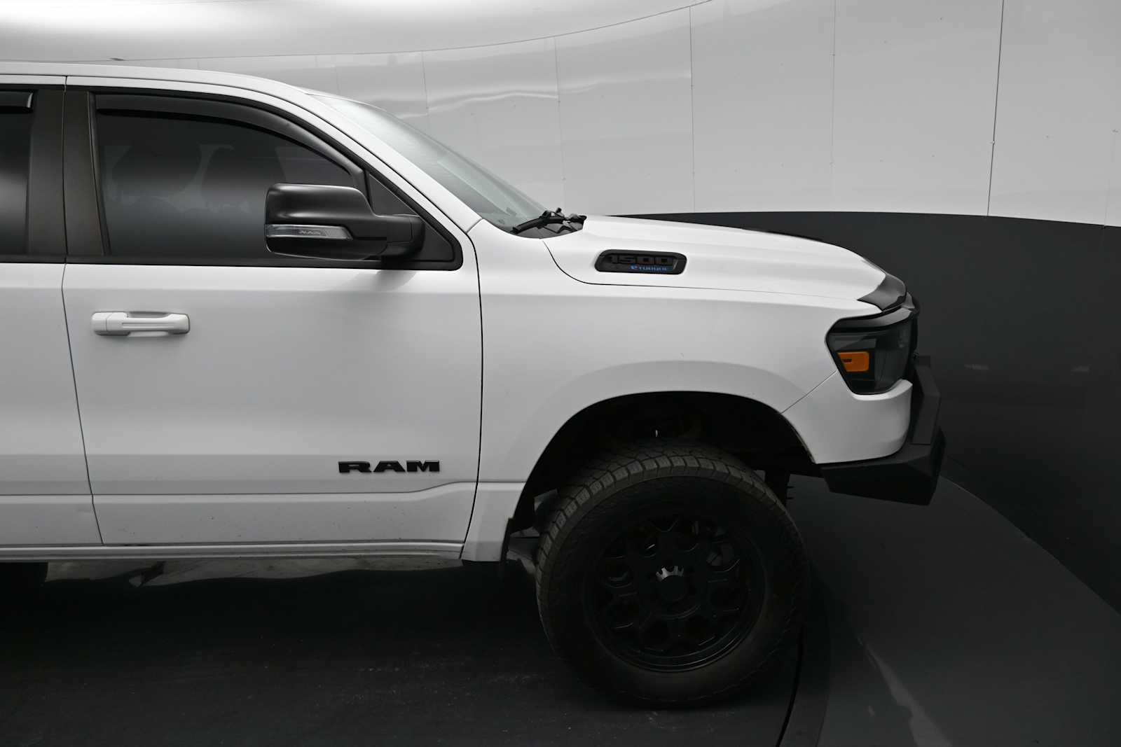2021 Ram 1500 Big Horn Crew Cab 4x4 5'7" Box