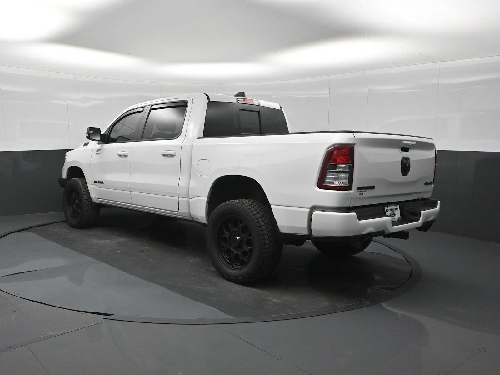 2021 Ram 1500 Big Horn Crew Cab 4x4 5'7" Box