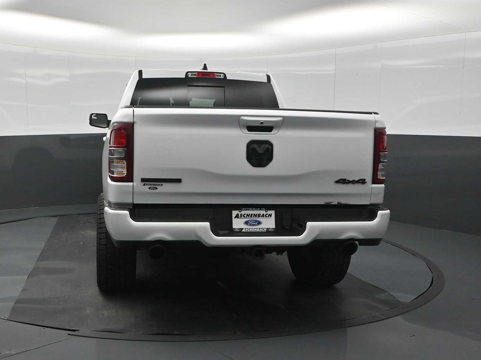 2021 Ram 1500 Big Horn Crew Cab 4x4 5'7" Box