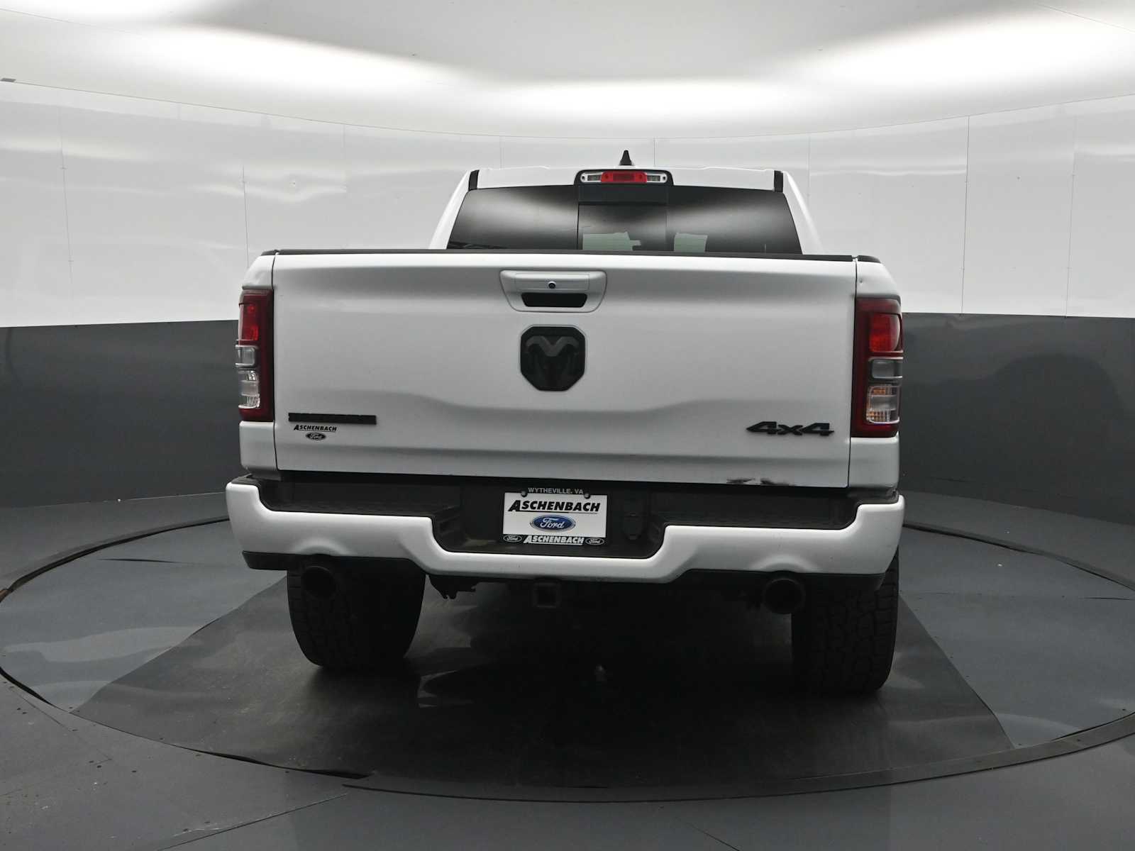 2021 Ram 1500 Big Horn Crew Cab 4x4 5'7" Box
