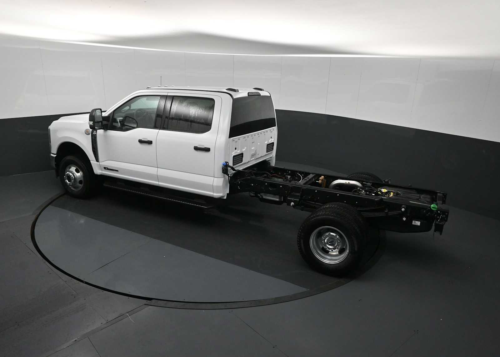 2026 Ford F-350 Chassis XL
