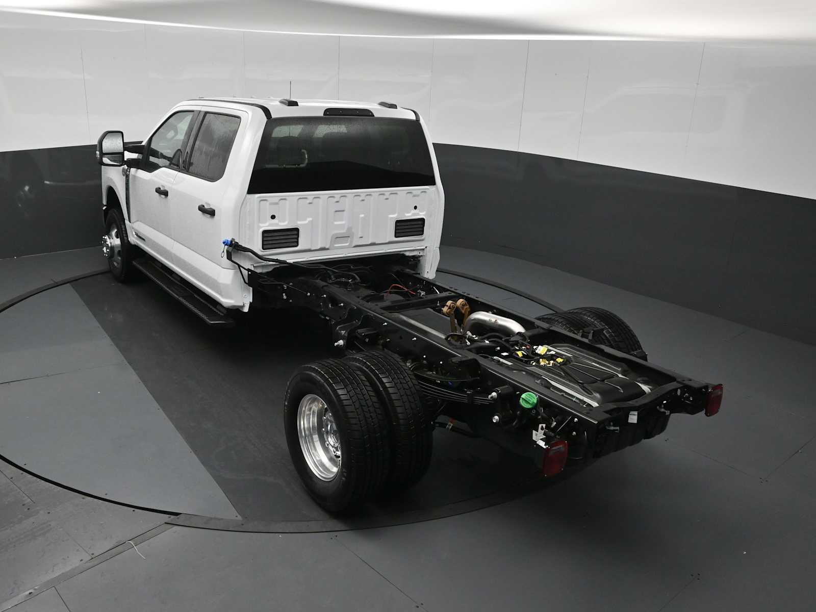 2026 Ford F-350 Chassis XL