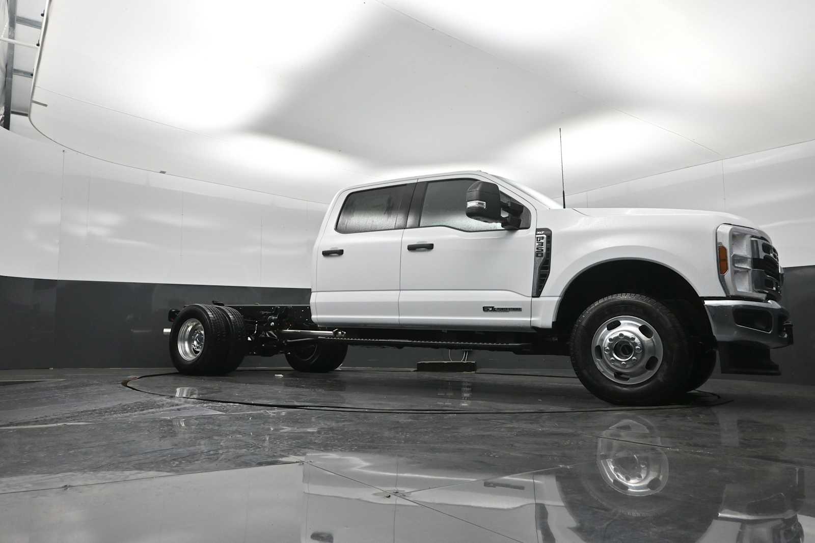 2026 Ford F-350 Chassis XL