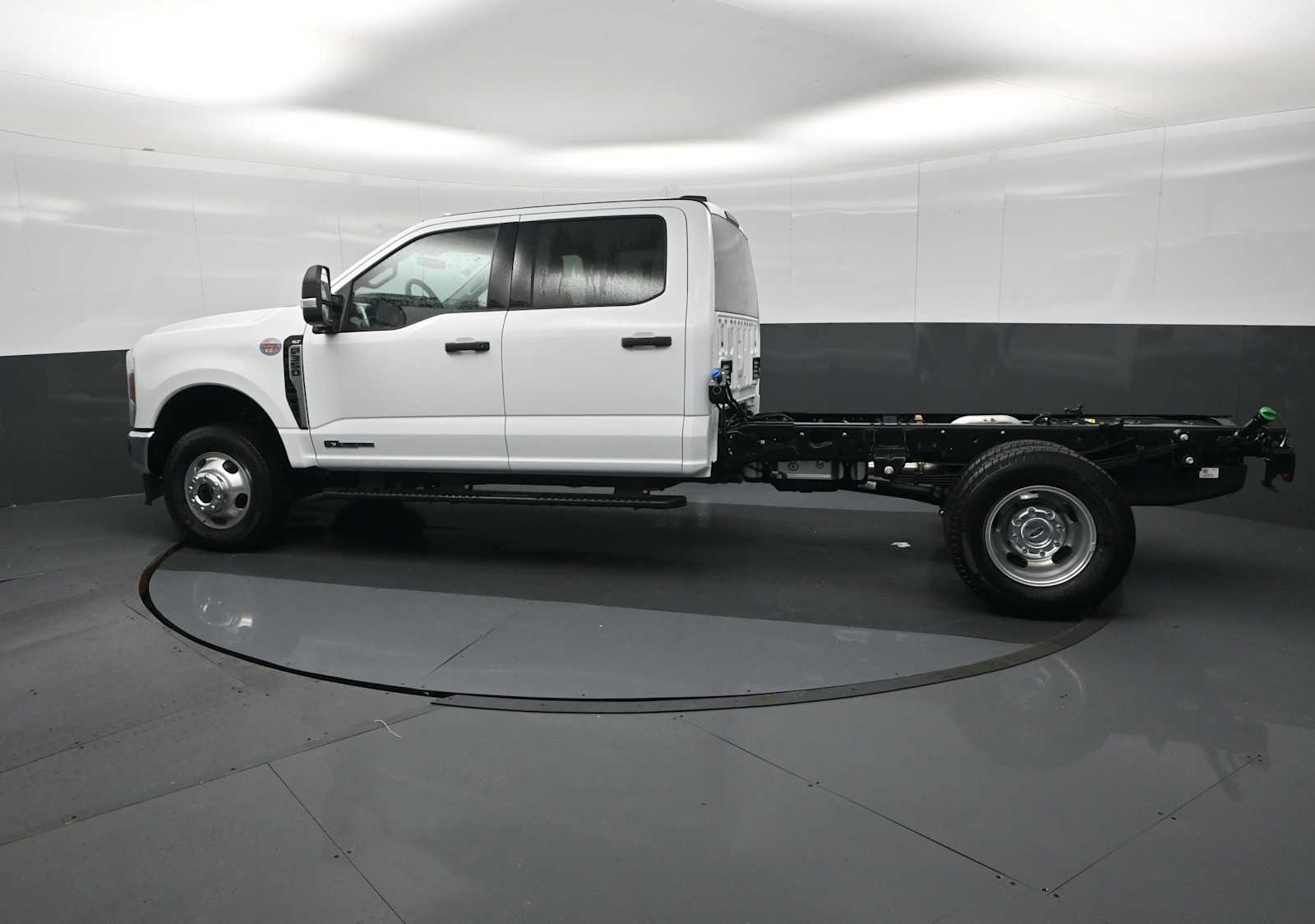 2026 Ford F-350 Chassis XL