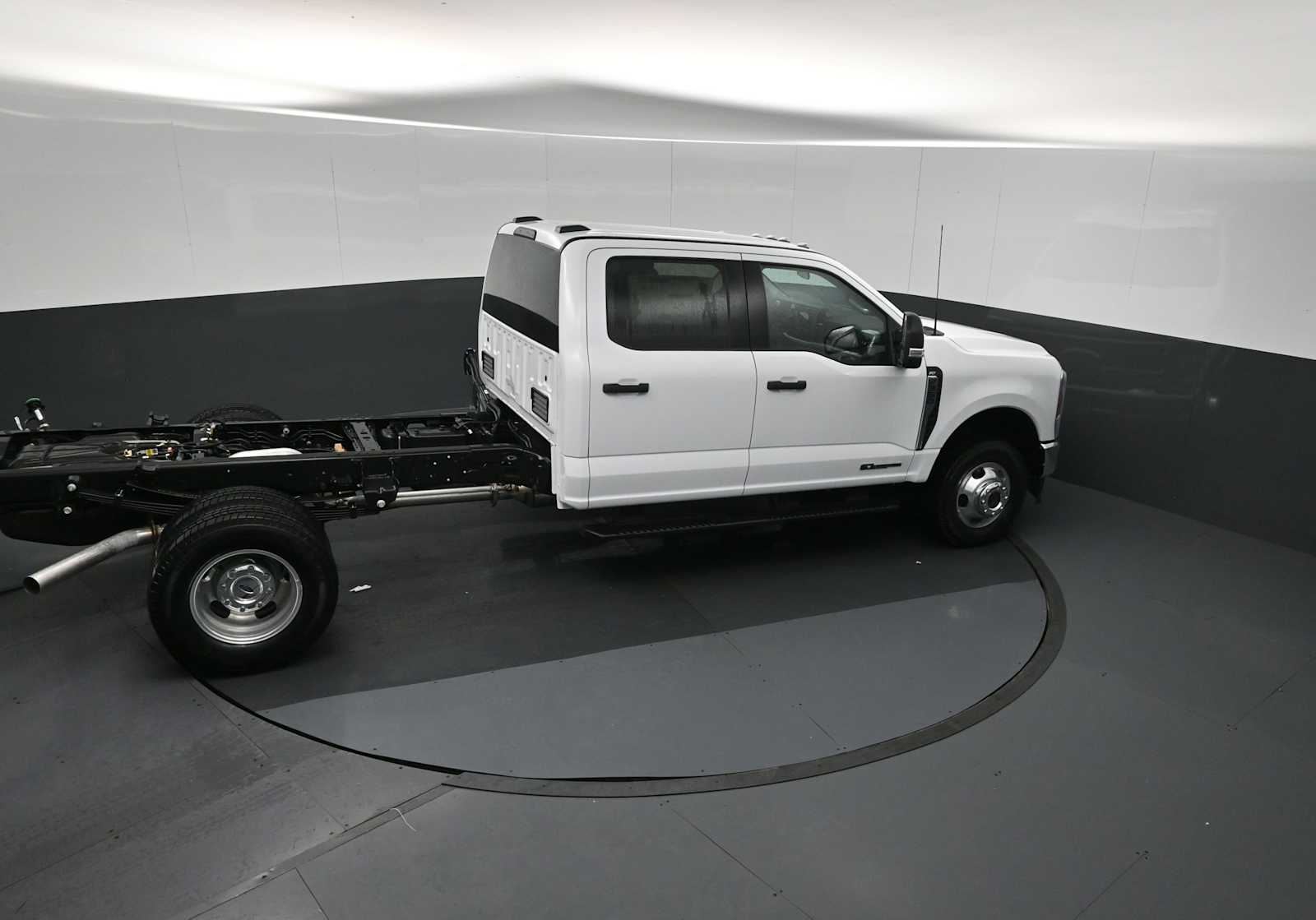 2026 Ford F-350 Chassis XL