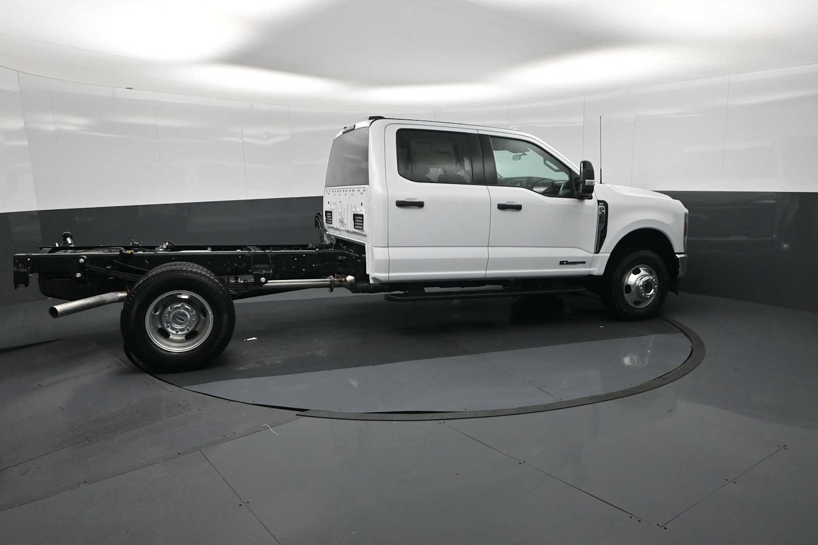 2026 Ford F-350 Chassis XL