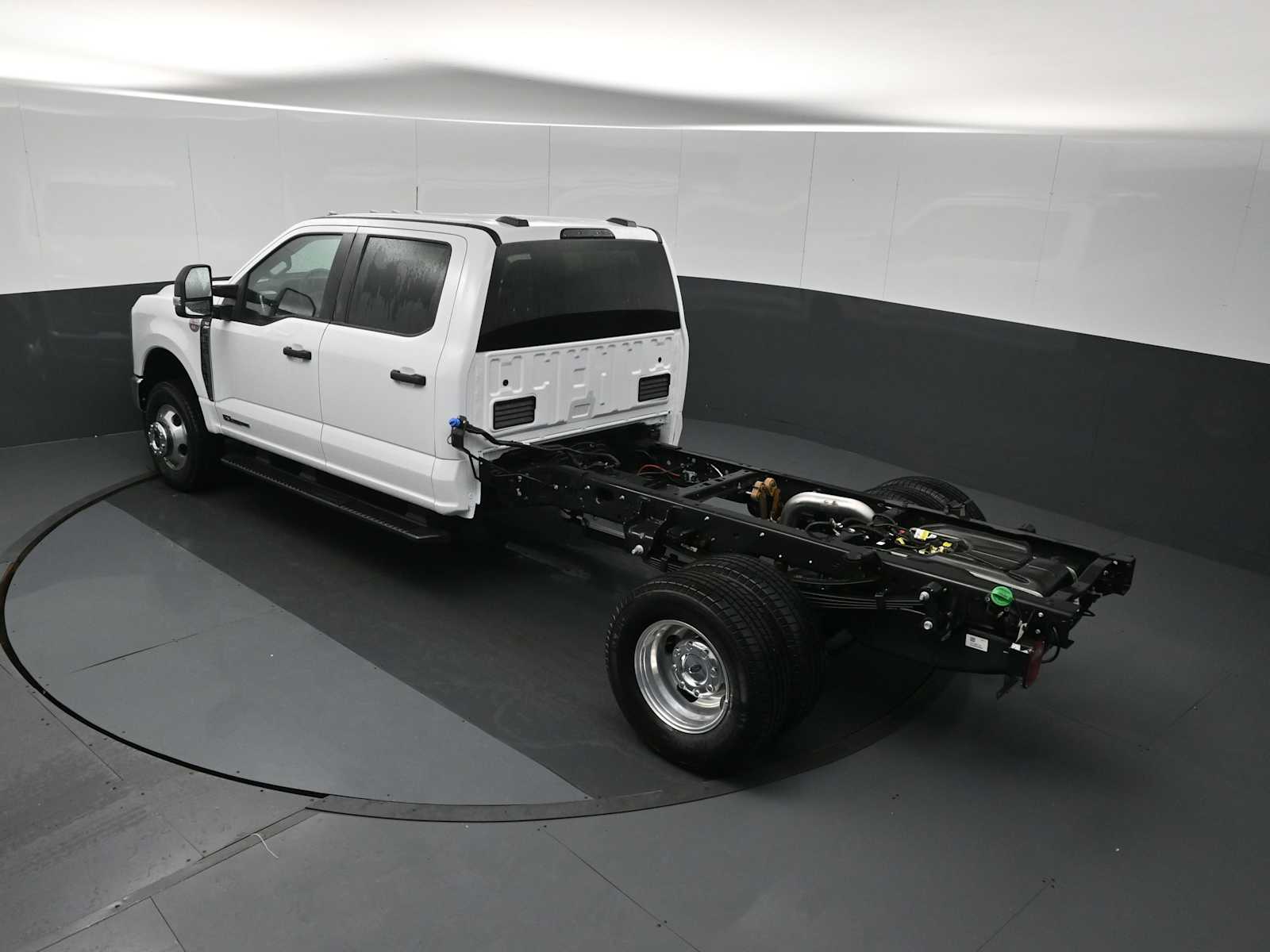 2026 Ford F-350 Chassis XL