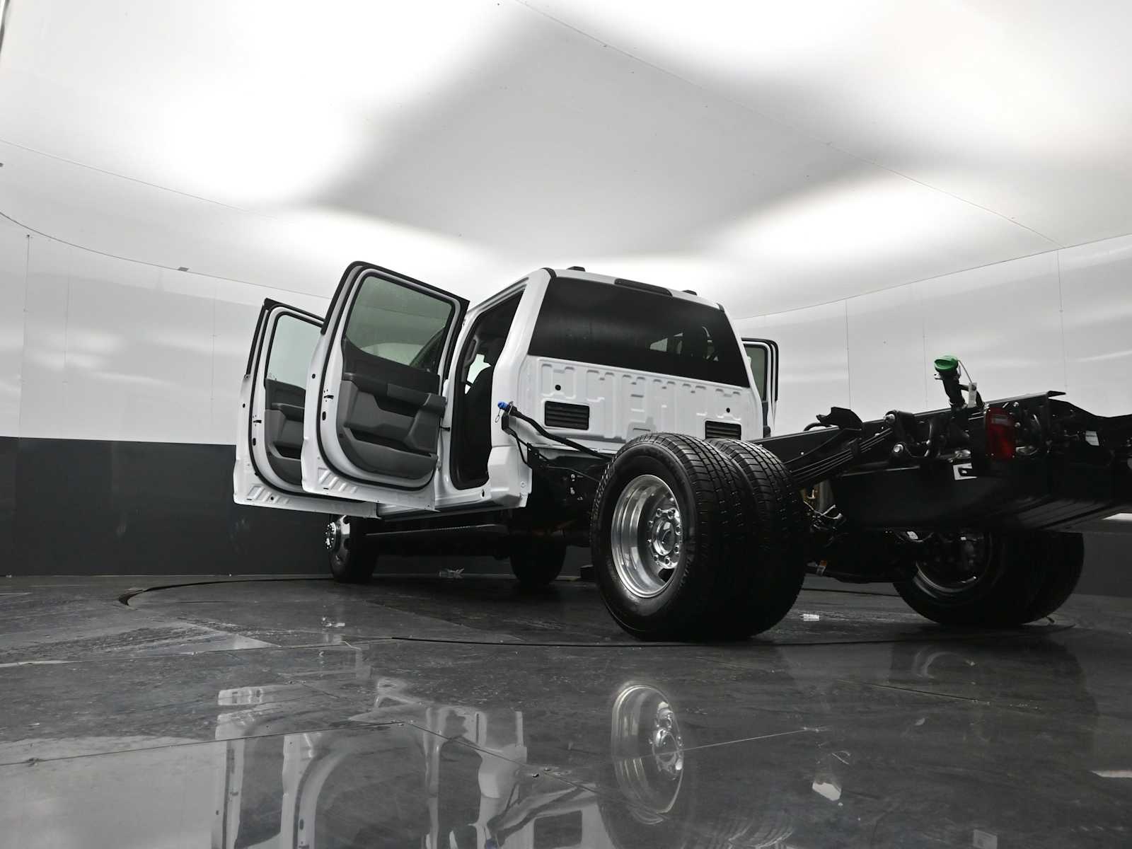 2026 Ford F-350 Chassis XL