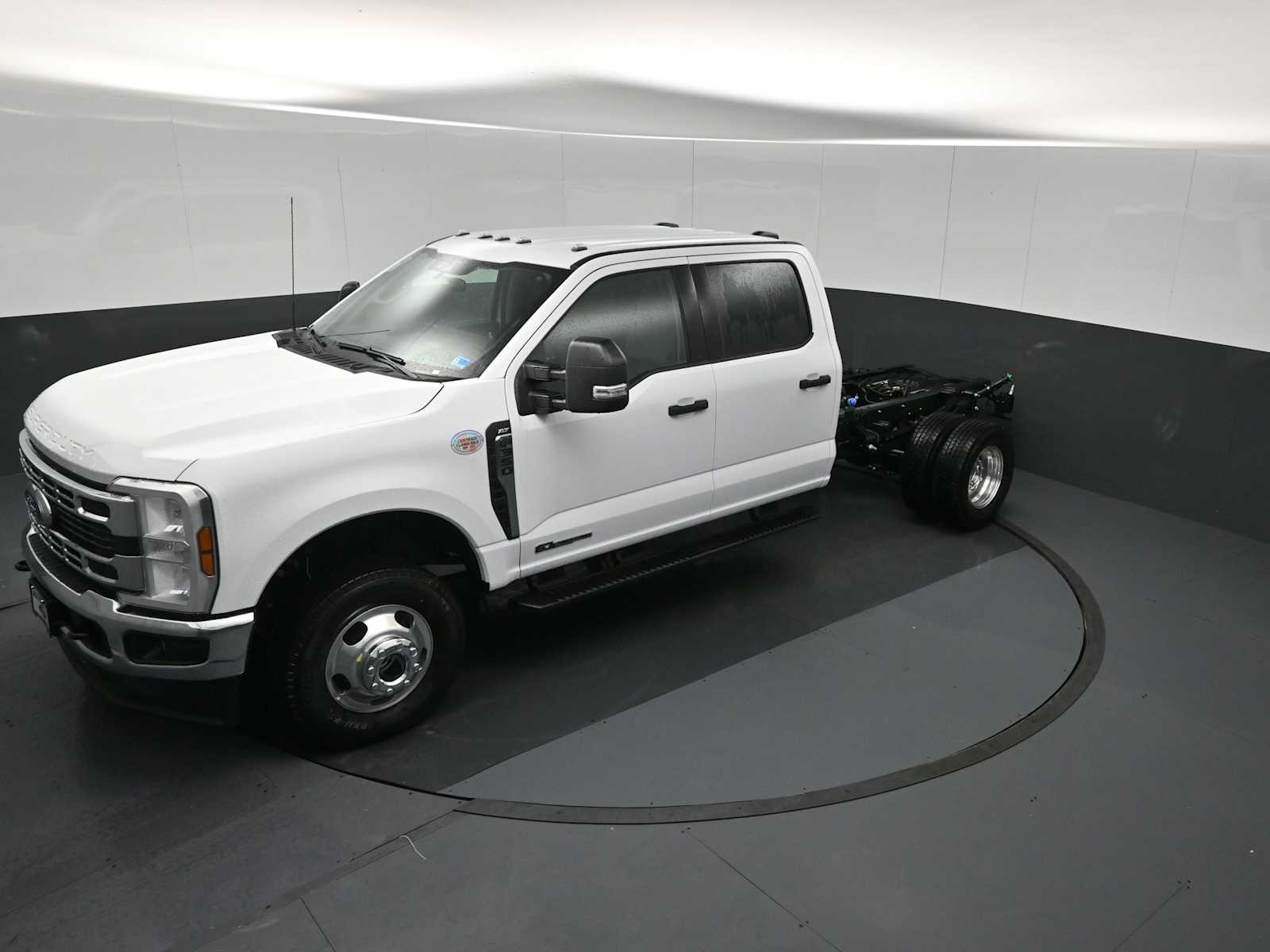 2026 Ford F-350 Chassis XL