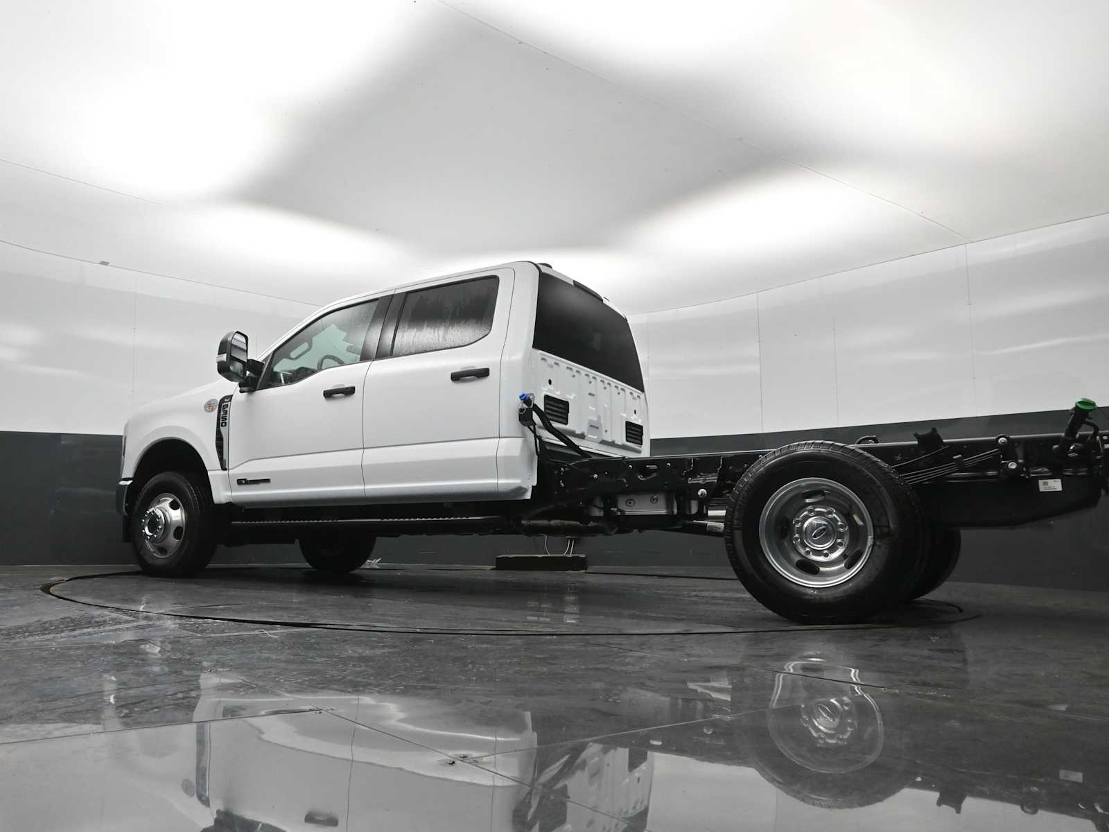 2026 Ford F-350 Chassis XL