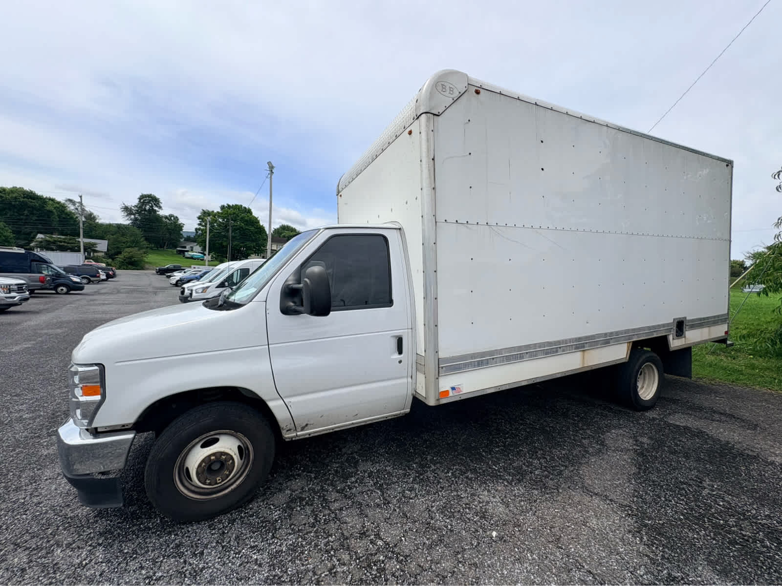 2021 Ford E-350 Cutaway 