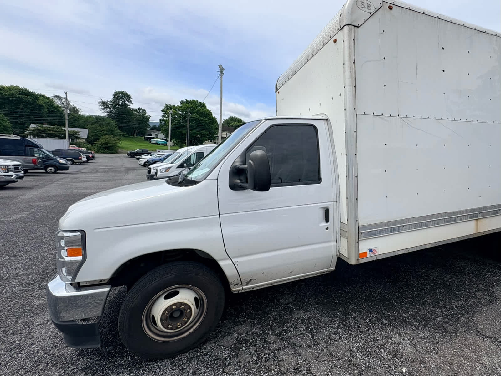 2021 Ford E-350 Cutaway 