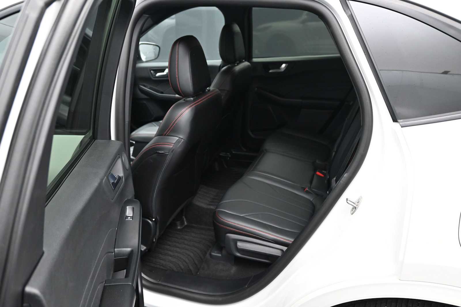 2025 Ford Escape ST-Line Elite
