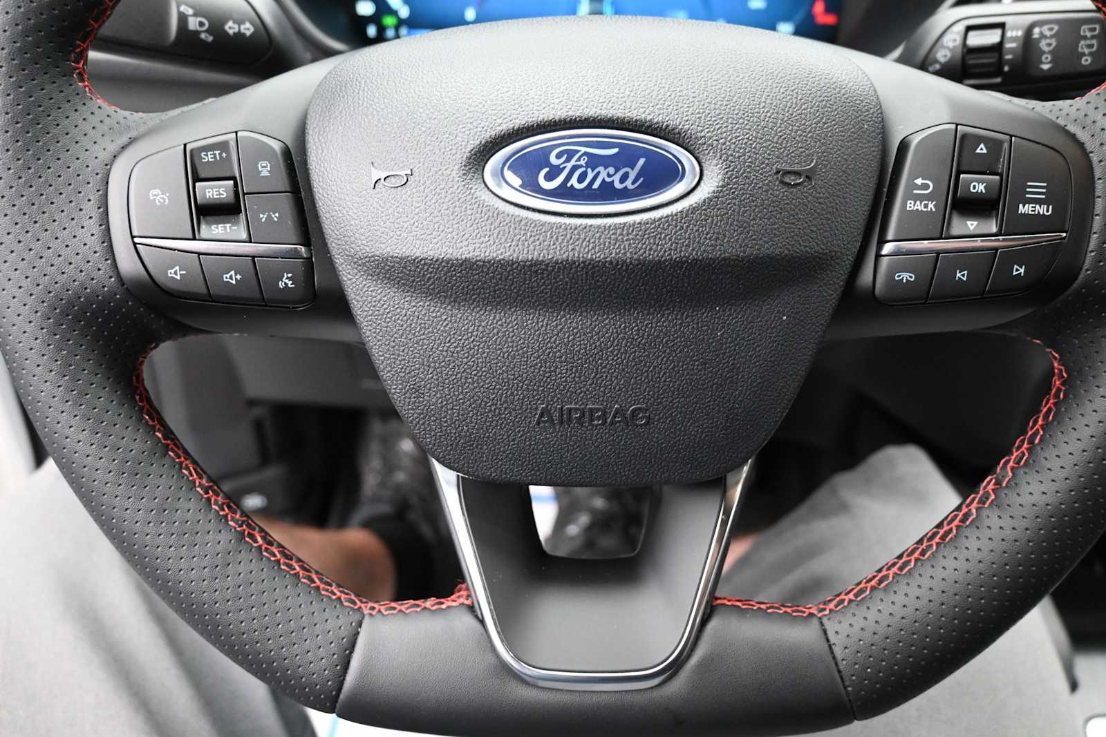 2025 Ford Escape ST-Line Elite