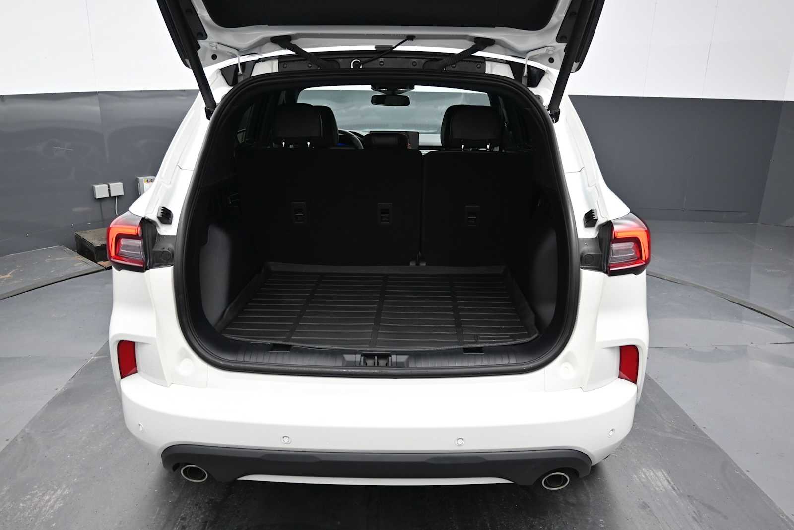 2025 Ford Escape ST-Line Elite