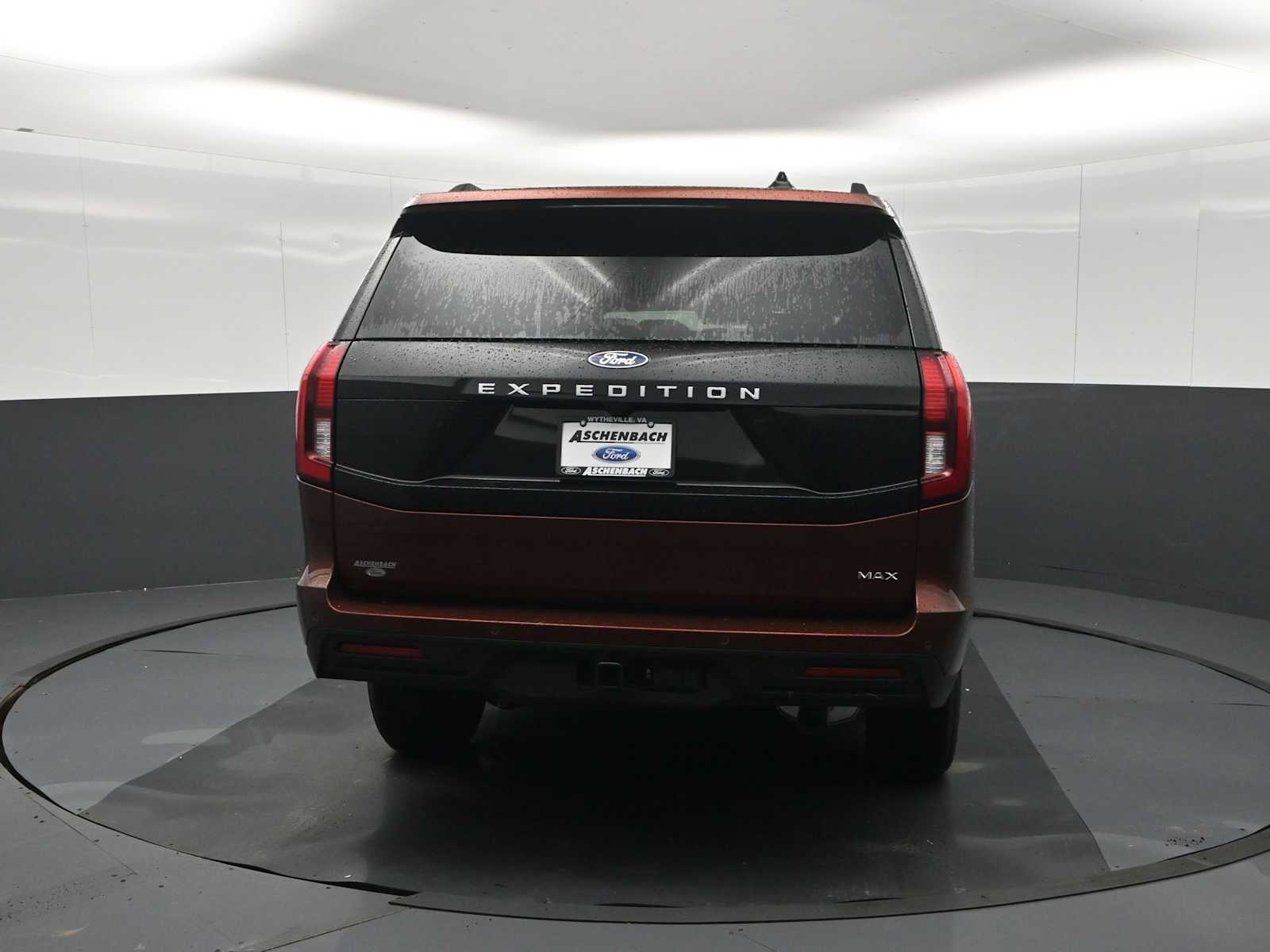 2027 Ford Expedition MAX Active